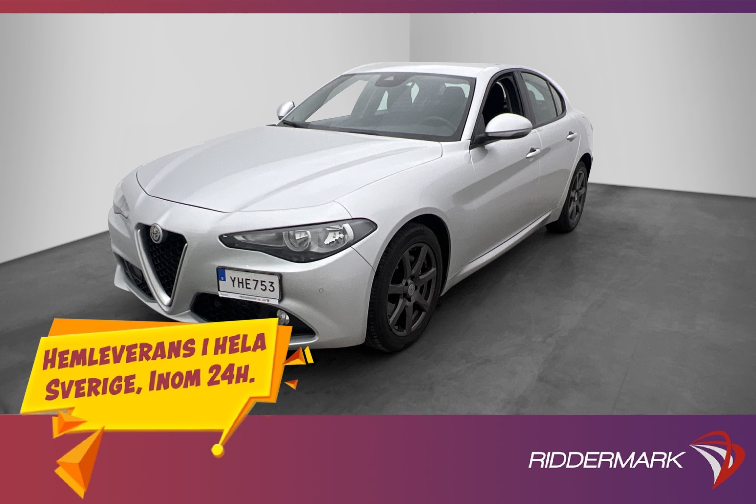 Alfa Romeo Giulia 2.2 JTD 16V 180hk Kamera Navi AC Sensorer 