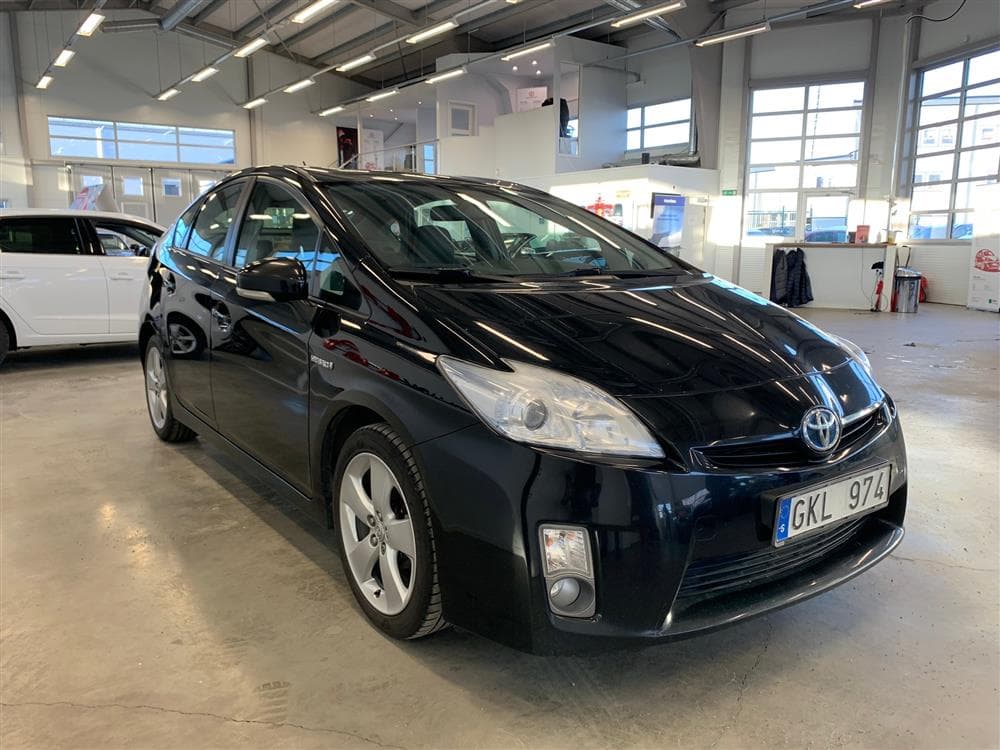 Toyota Prius CVT 136hk