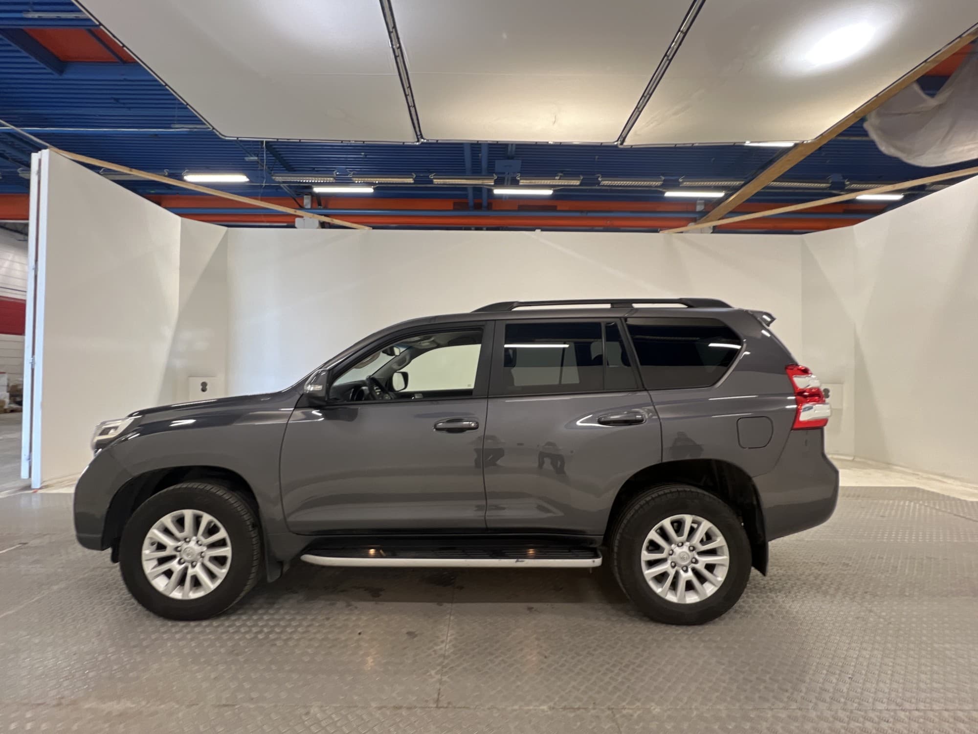 Toyota Land Cruiser Prado 2.8 D-4 4WD