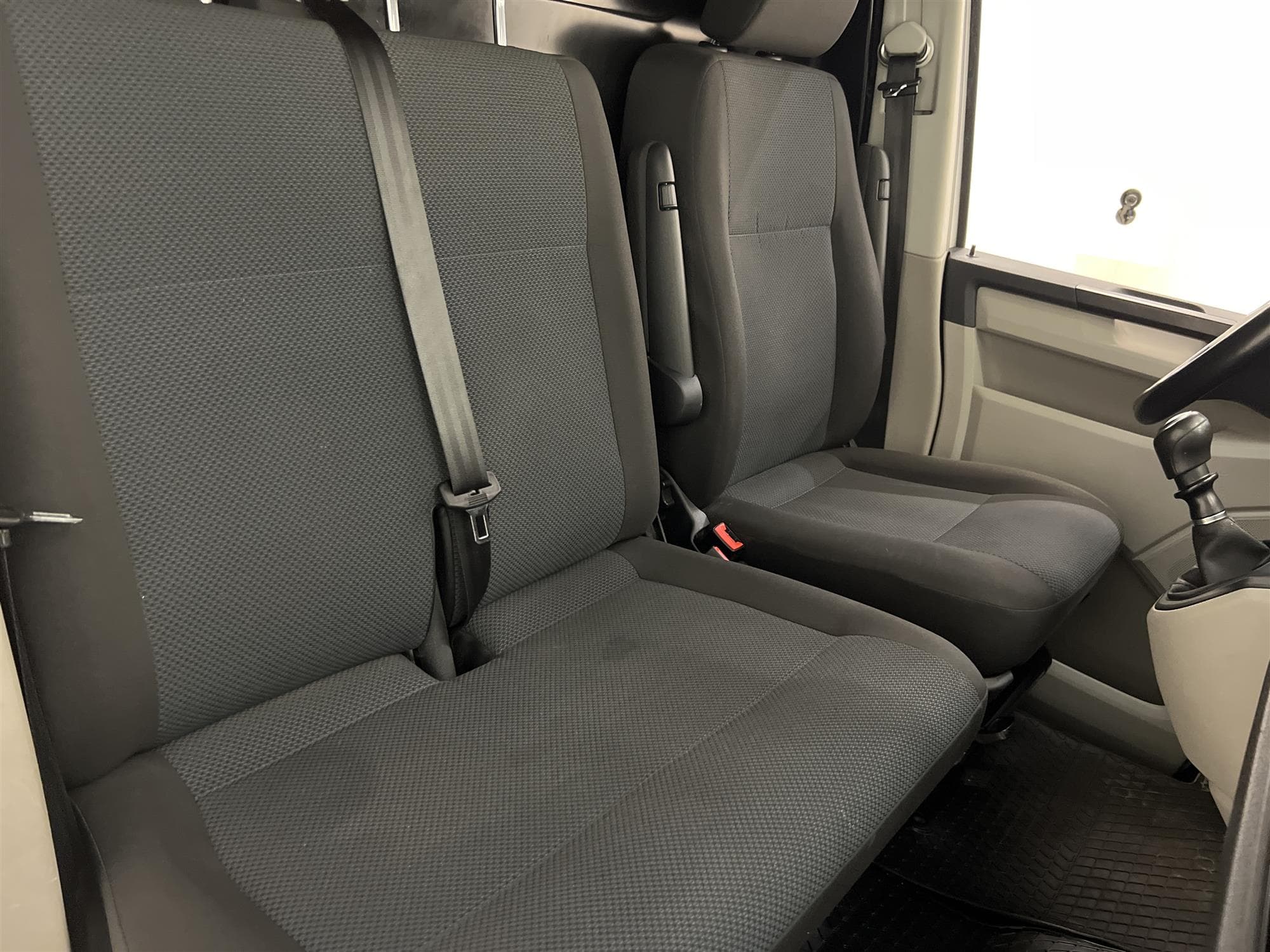 Volkswagen Transporter 2.0TDI L2 Värmare Drag V-Inredd  