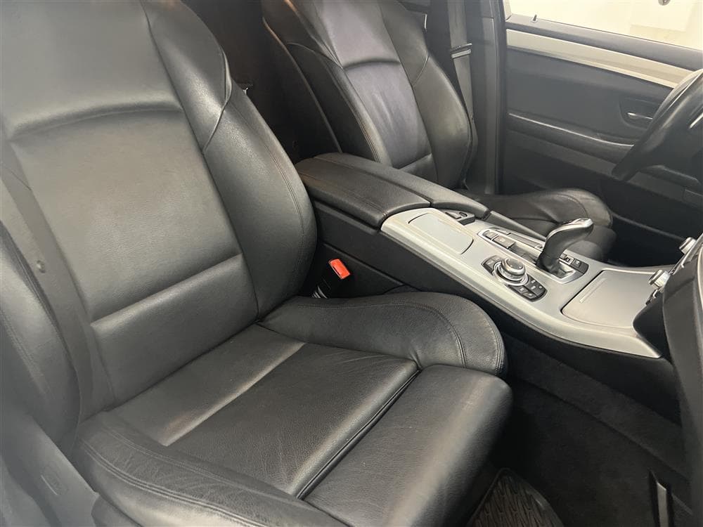 BMW 535d Sedan 299hk M-Sport M-värm Hifi Navi Skinn interiör