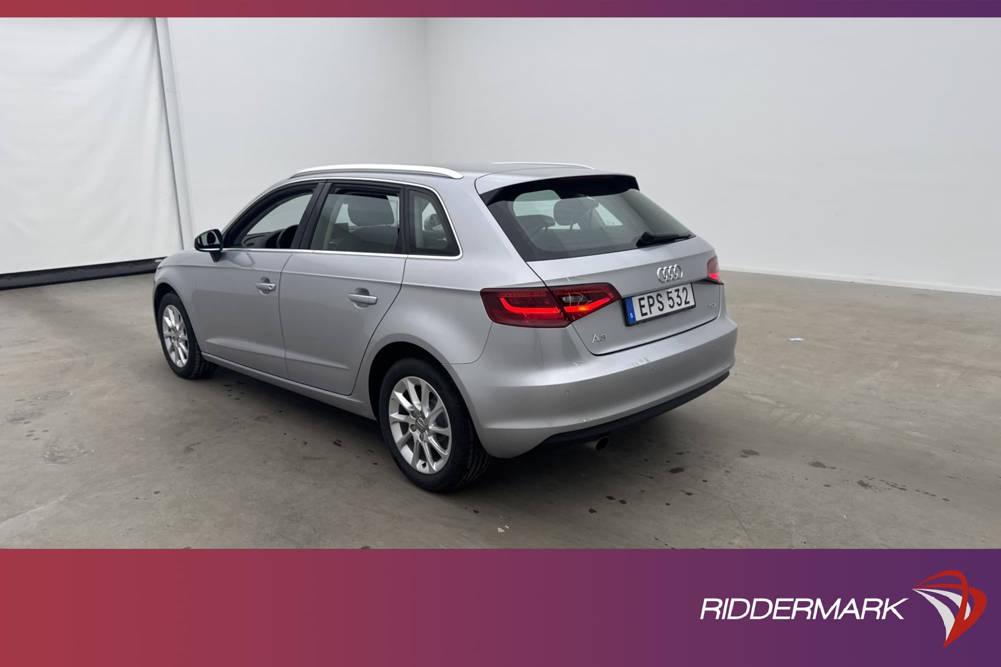 Audi A3 1.6 TDI S-Tronic 110hk Attraction Xenon Automat