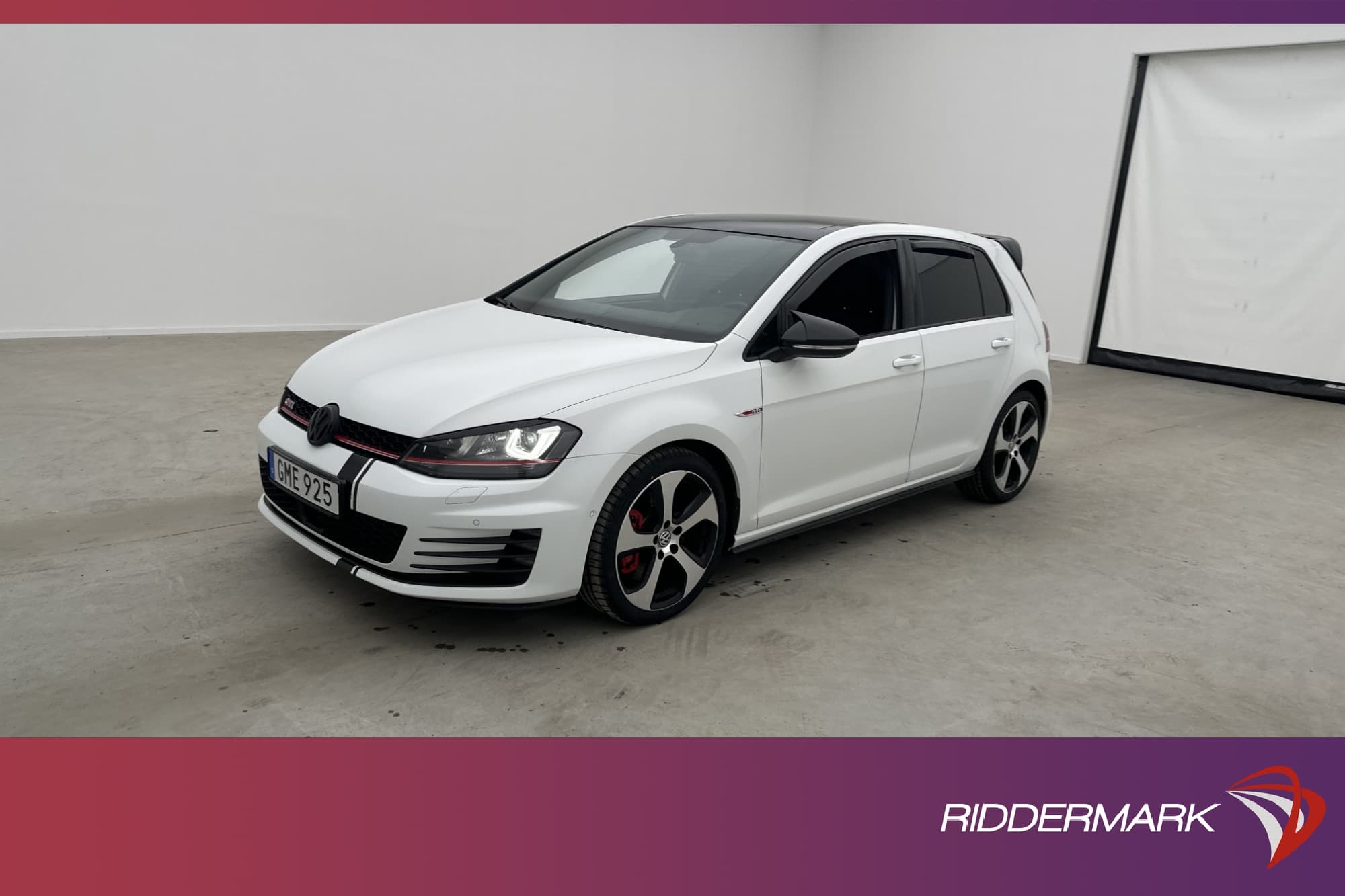 Volkswagen Golf GTI Performance 2.0 TSI 230hk