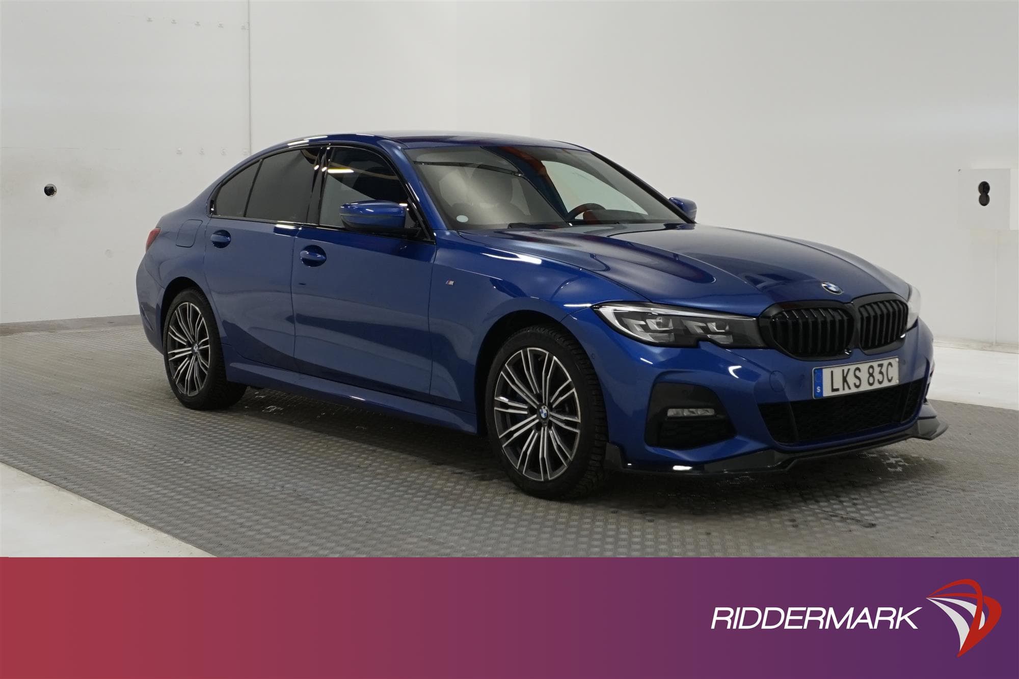 BMW 330e 292hk xDrive M-sport Kamera Shadowline Drag HiFi