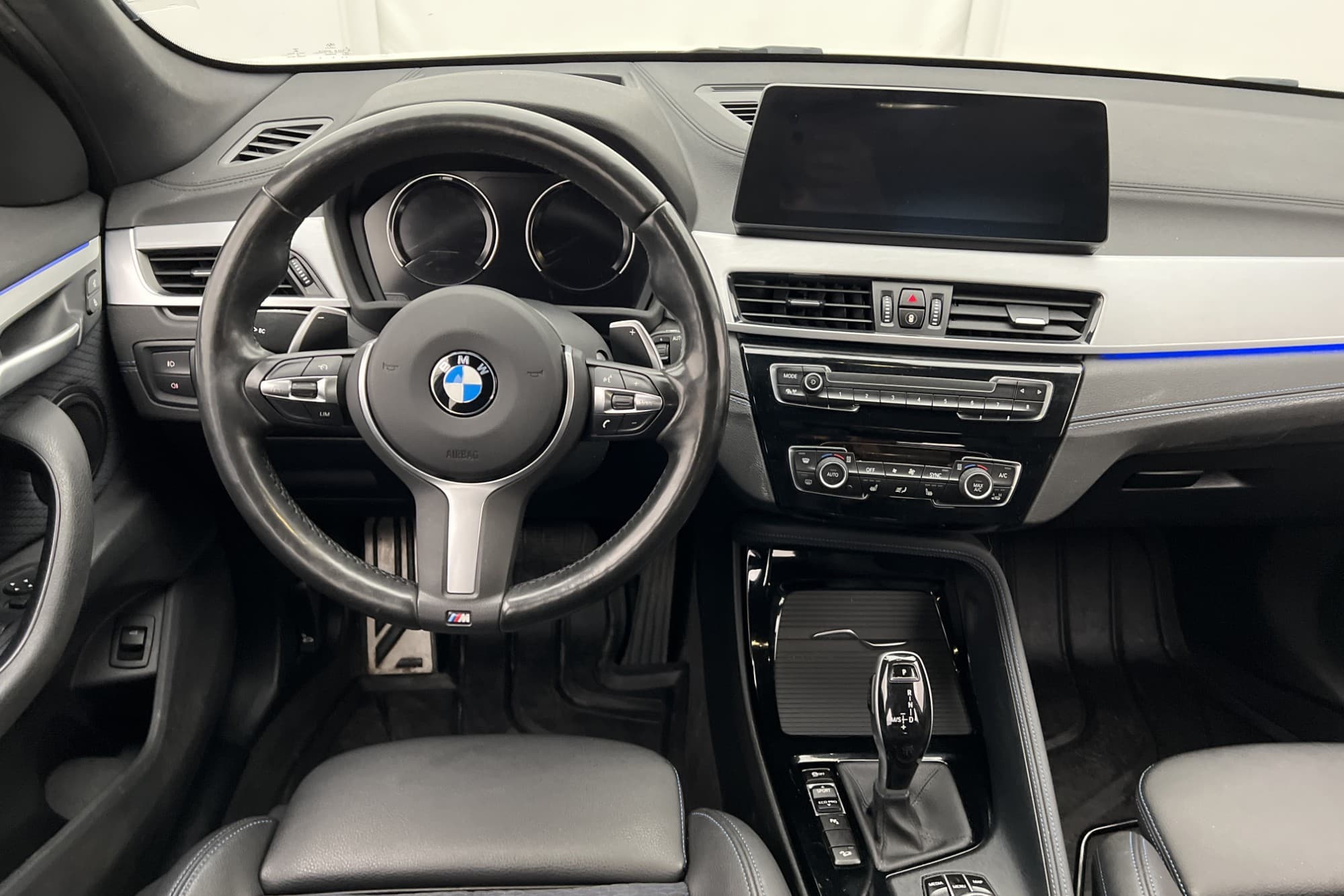 BMW X1 xDrive20d M Sport HUD HiFi Kamera Navi Ambient Drag
