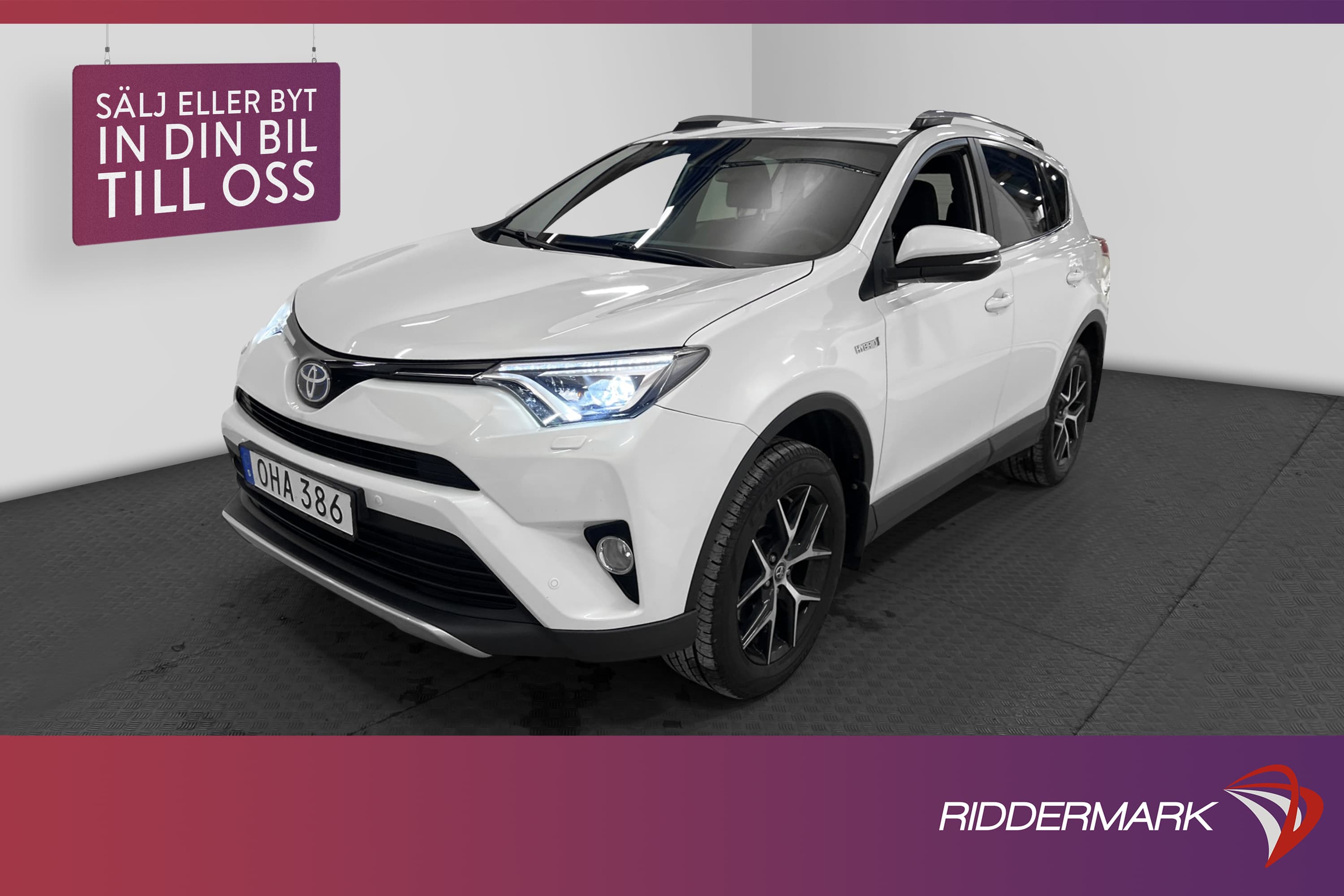 Toyota RAV4 Hybrid AWD 197hk
