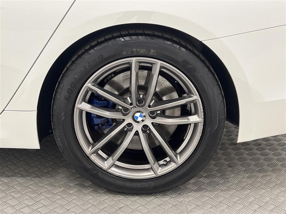 BMW 530d xDrive M Sport Innovation H/K Värmare 360°Kam Pano