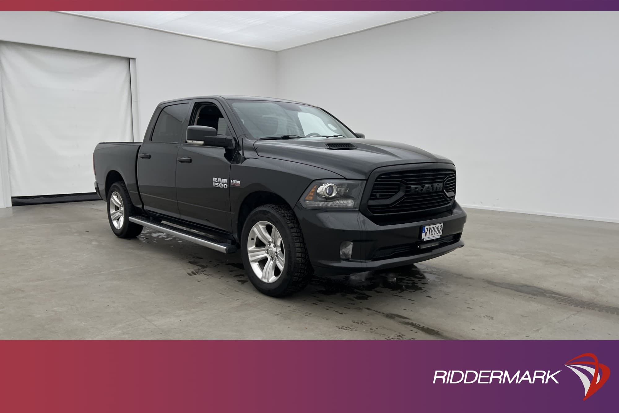 Dodge RAM Sport 5.7 4x4
