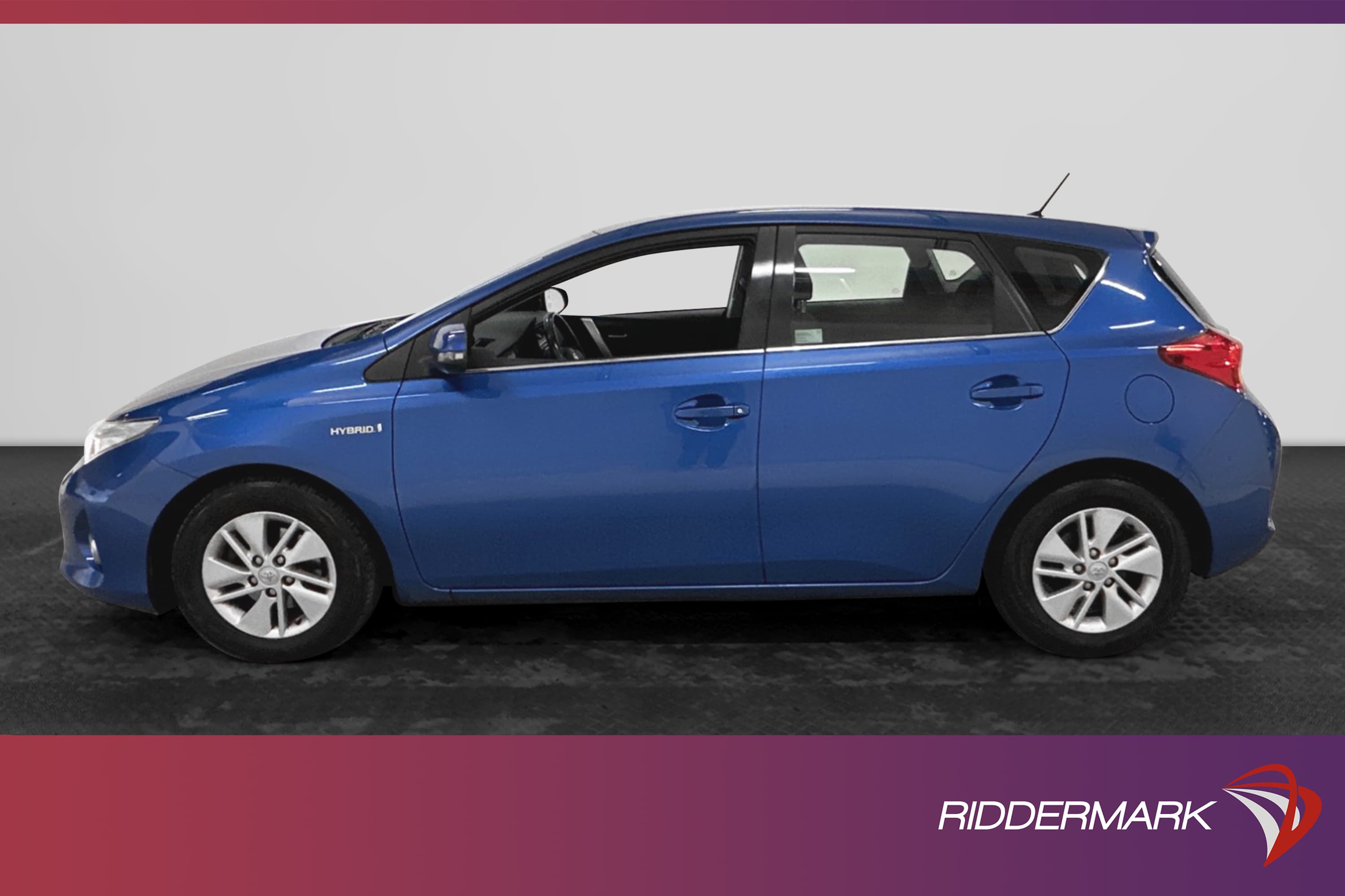Toyota Auris Hybrid