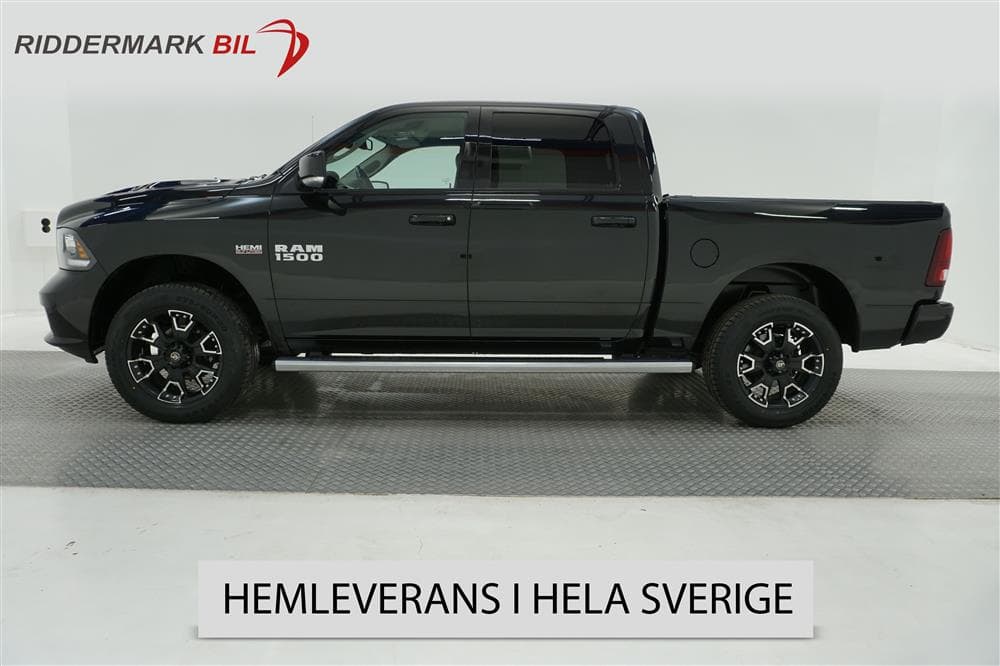 Dodge Ram Sport Night 5.7 4WD 401hk Luftfjädring Drag Moms 