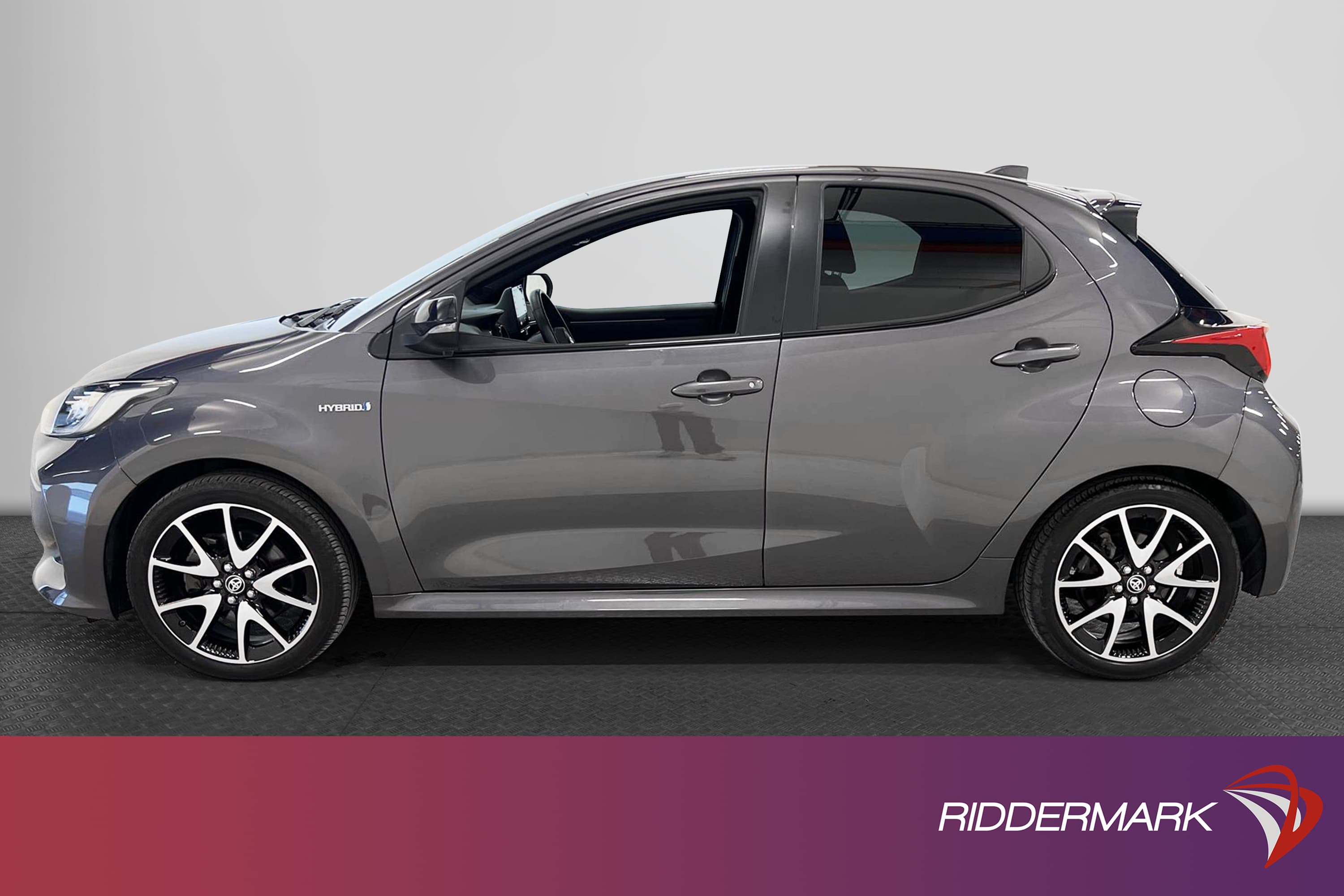 Toyota Yaris Hybrid 116hk 1 Brukare B-Kam Style Paket 