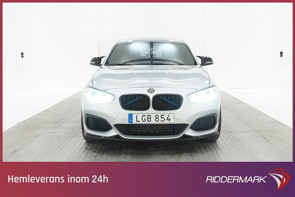 BMW M135i xDrive 320hk