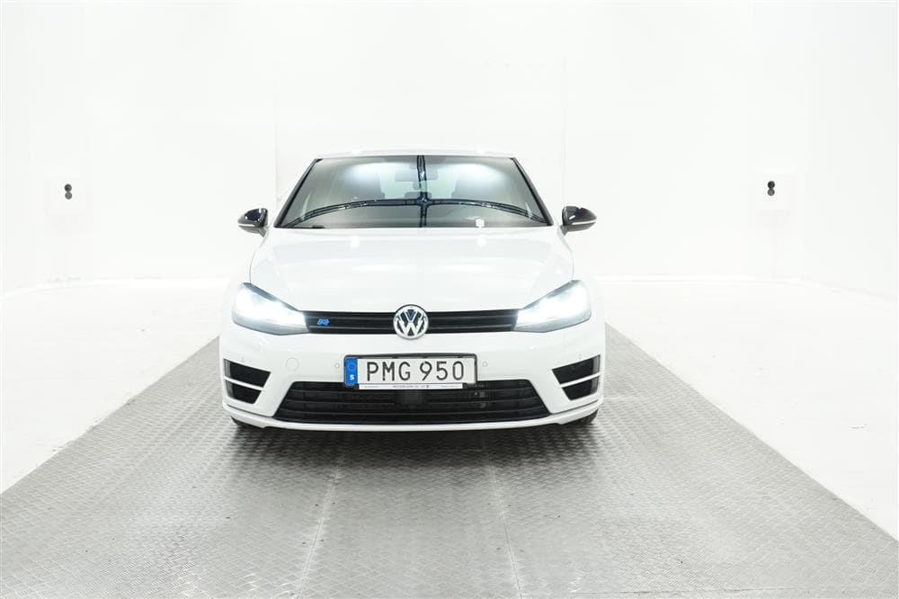 Volkswagen Golf 2.0 TSI R 300hk