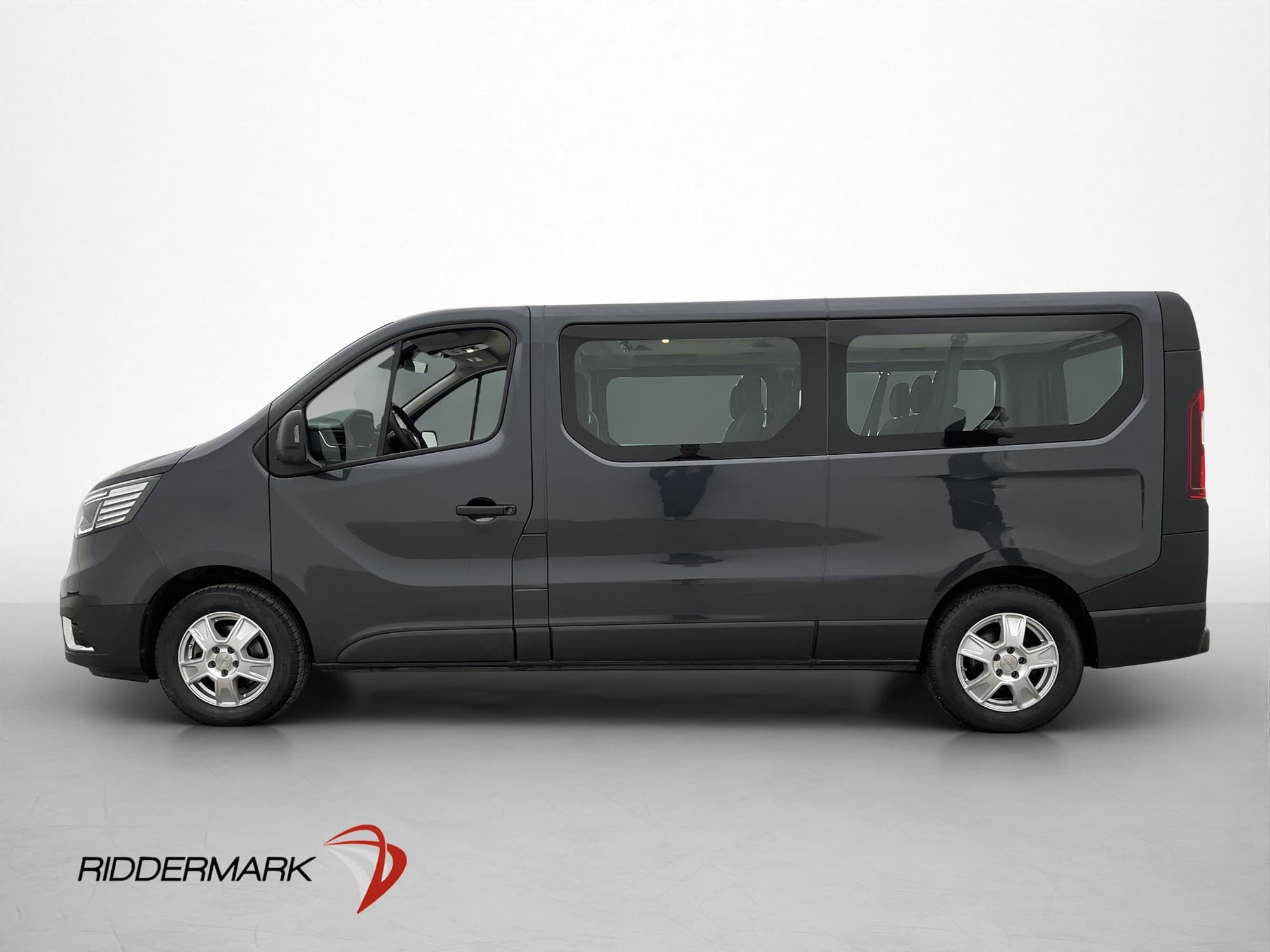 Renault trafic Grand Kombi 170hk Dragkrok Kamera 9-Sits Moms