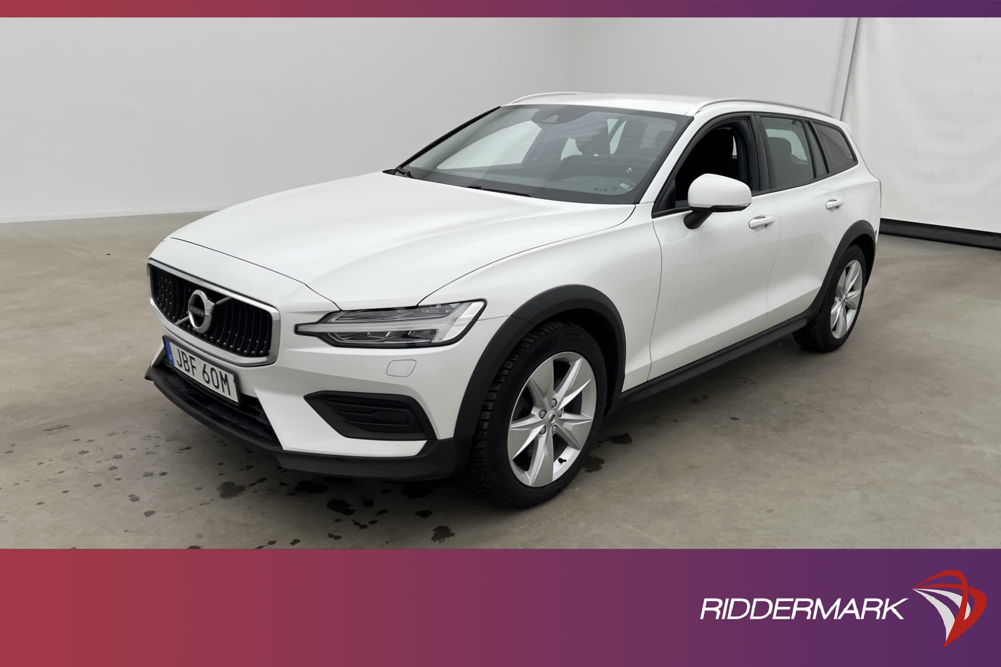 Volvo V60 Cross Country D4 AWD Momentum VOC Värm Navi Drag