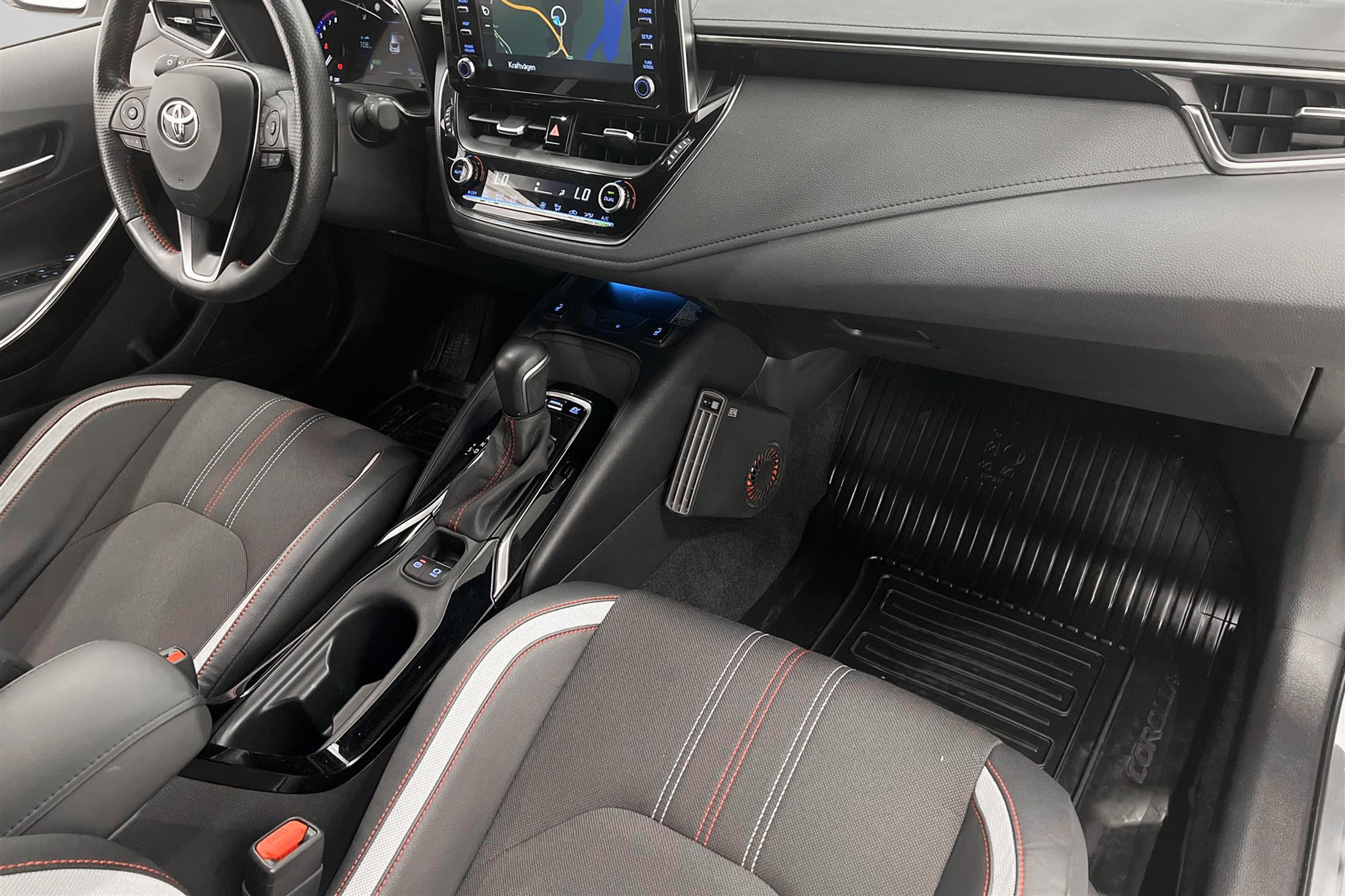 Toyota Corolla Hybrid 184hk GR Sport M&K-Värm Navi 0,4L/mil