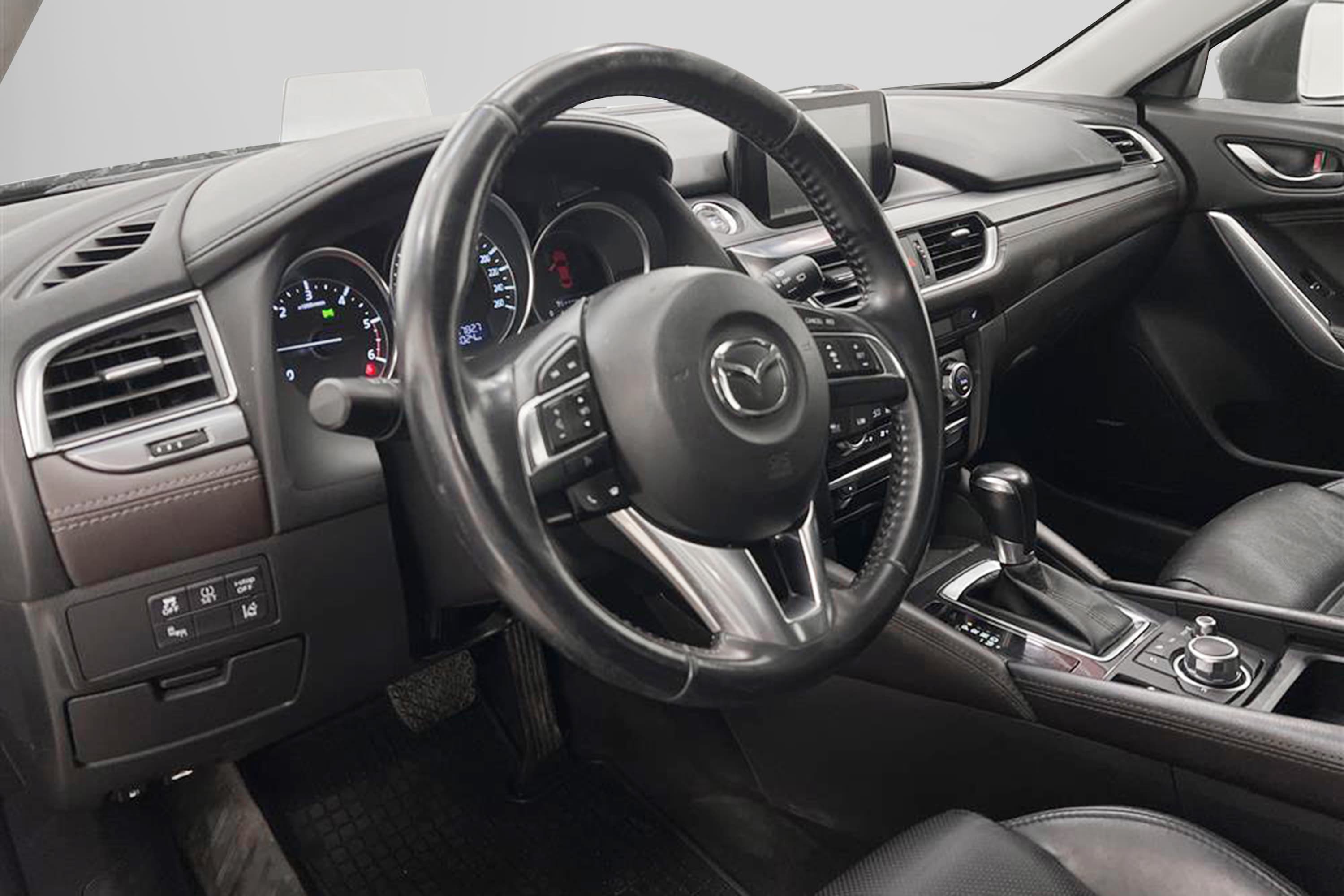 Mazda 6 Kombi 2.2 AWD 175hk Optimum BOSE Kamera Värmare Naviinteriör