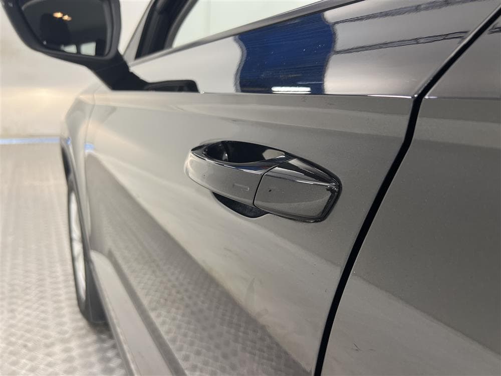 SEAT Ateca 1.0 TSI 115hk Navi Sensorer Drag 0,54l/milinteriör