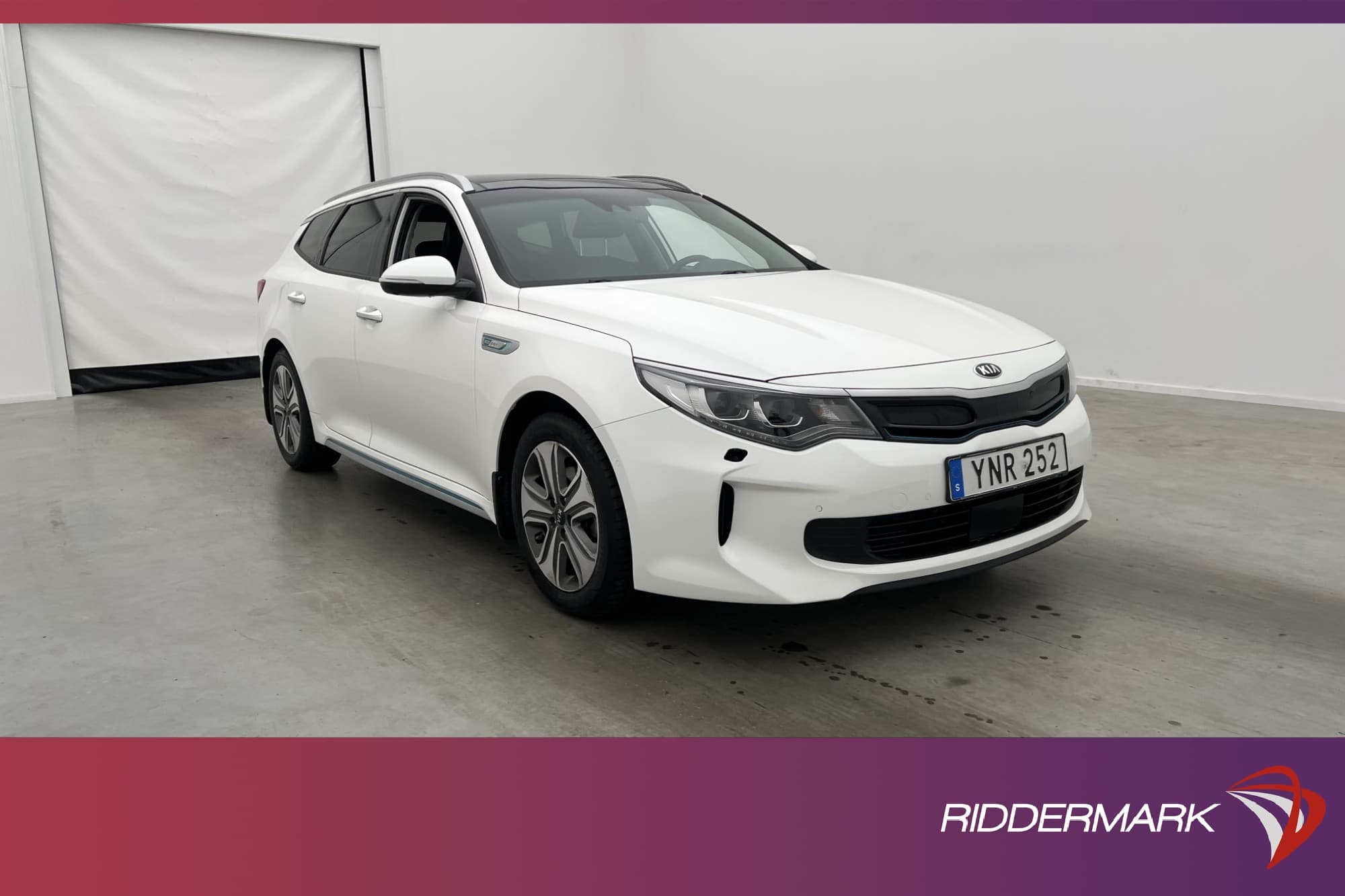 Kia Optima SW Plug-in 205hk