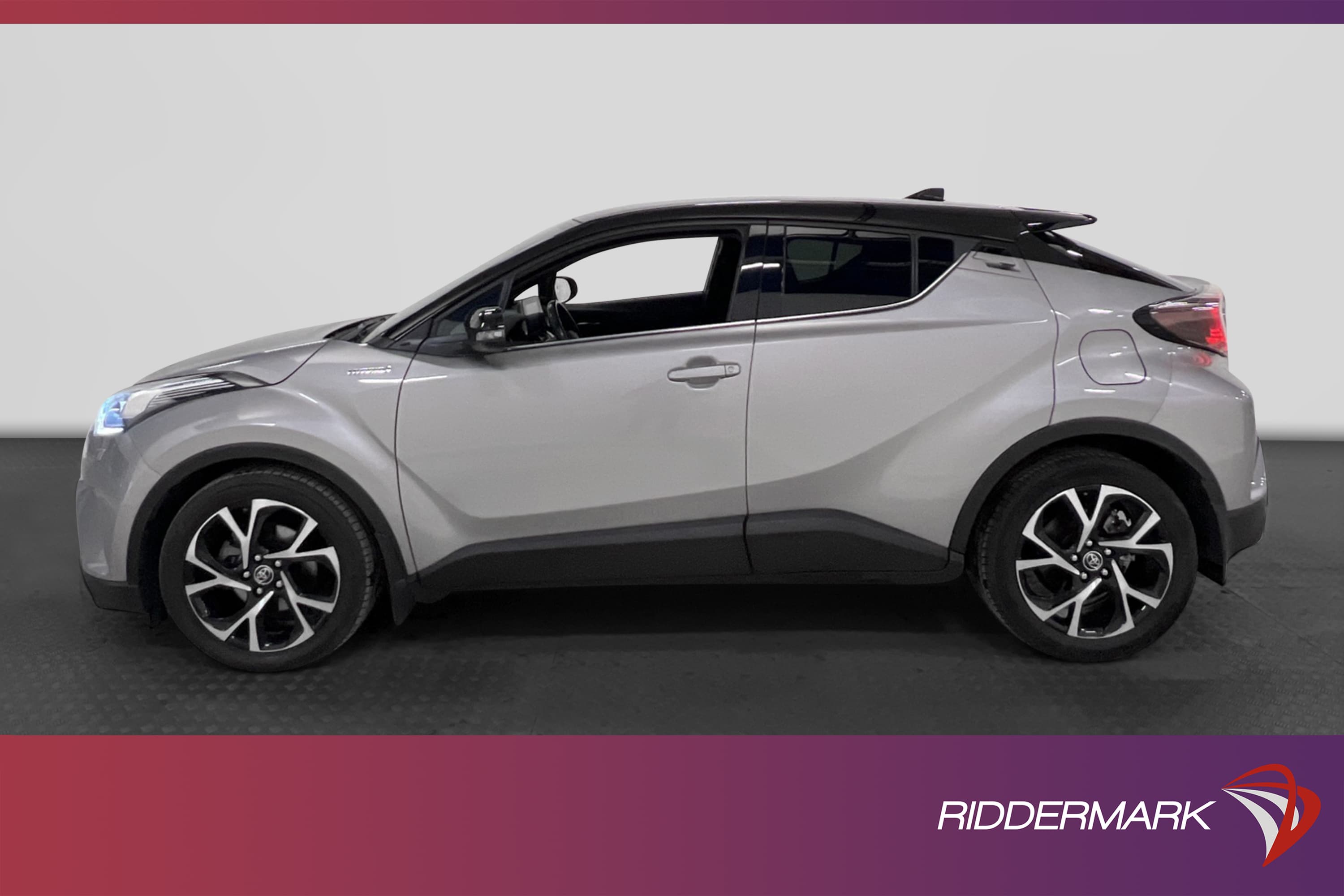 Toyota C-HR Hybrid CVT 122hk