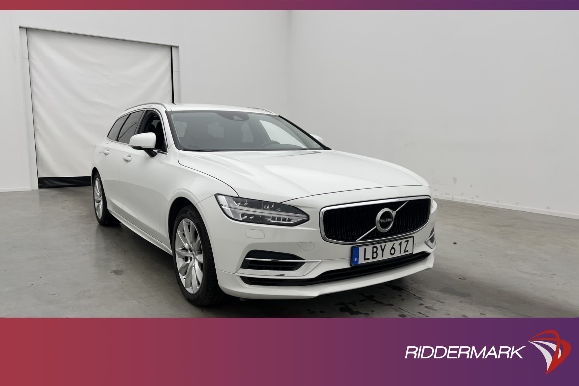 Volvo V90 Recharge T8