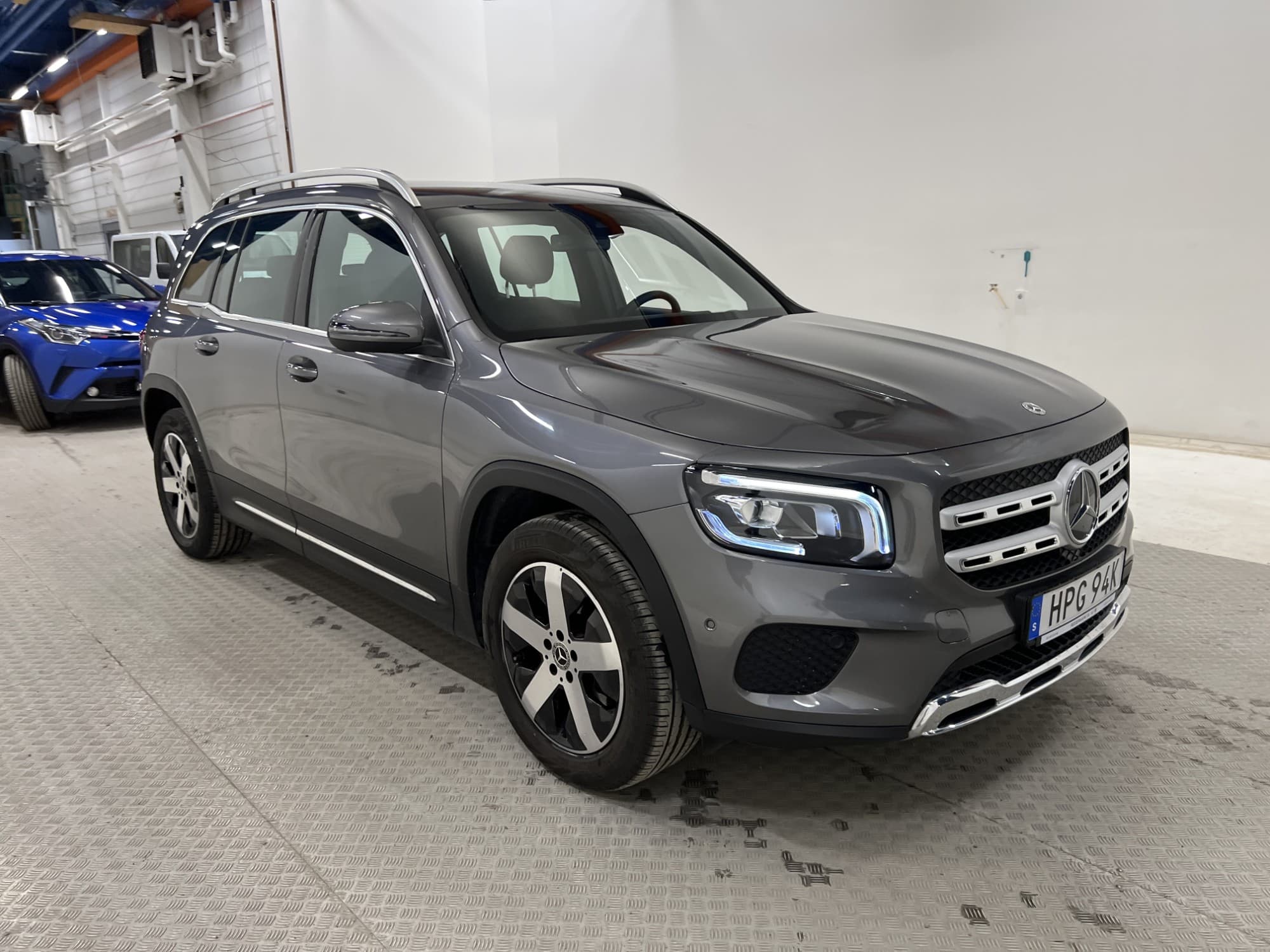 Mercedes-Benz GLB 200 163hk
