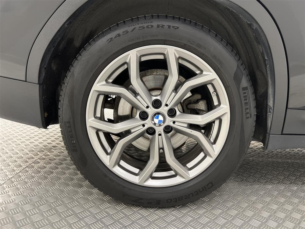 BMW X3 xDrive20d 190hk X-Line Navi Halvskinn 0,48L/Milinteriör