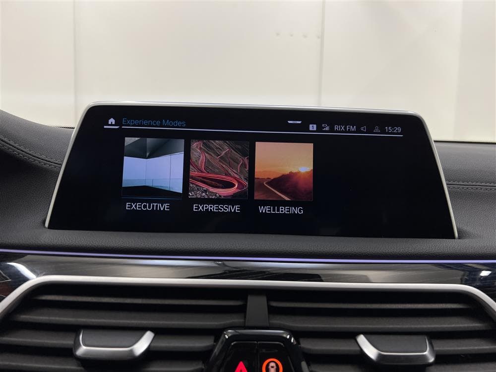 BMW 745Le xDrive 394hk M Sport Moms H/K T-lucka Laser Softclinteriör