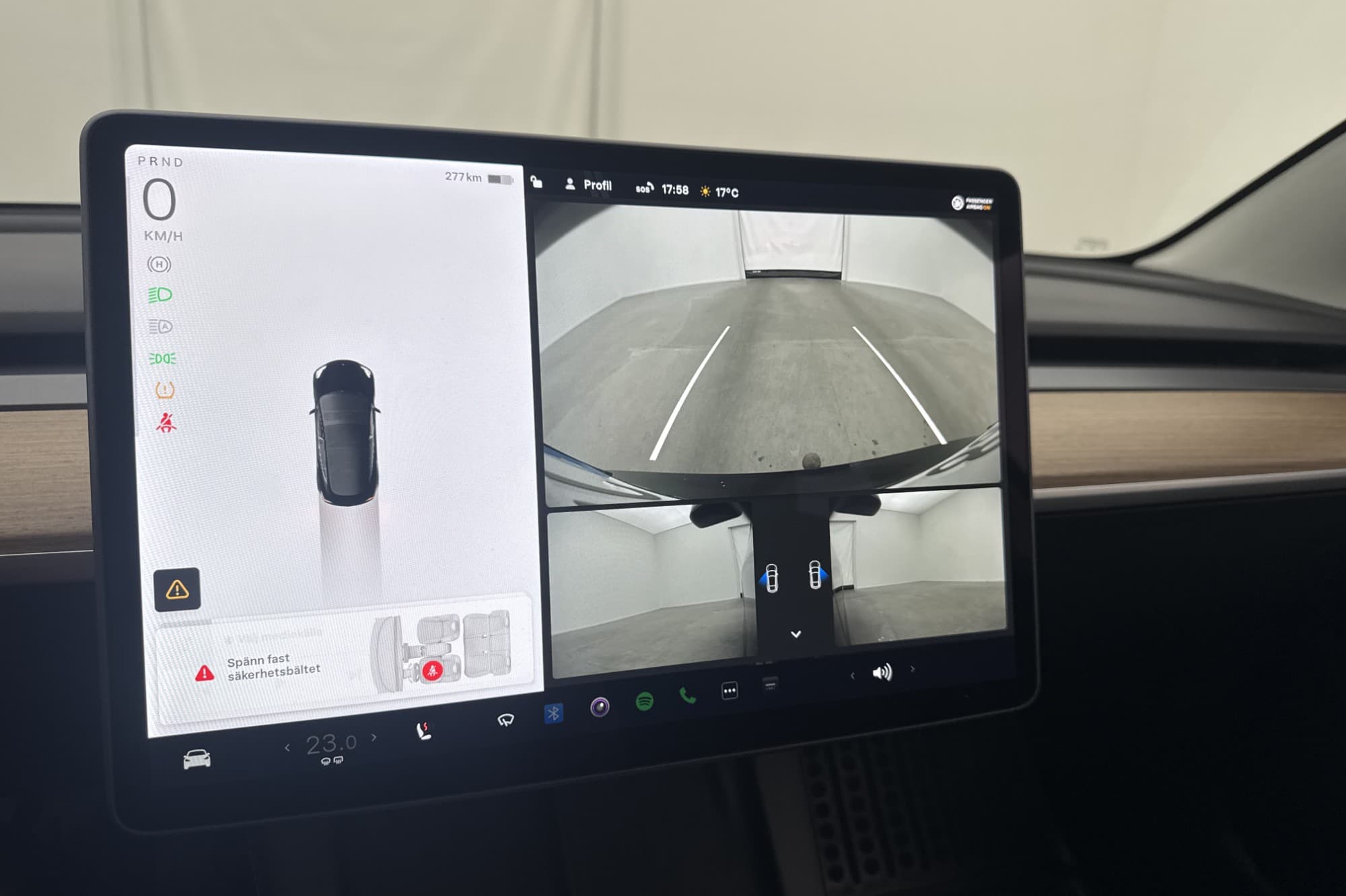 Tesla Model 3 Long Range AWD En-Brukare Dragkrok Sv.Såld