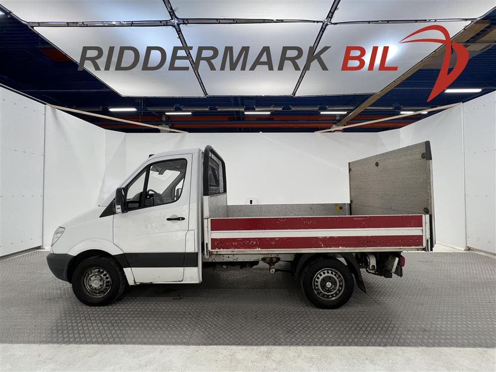 Mercedes Sprinter 210 Aut Flakbil Bakgavellyft Värmare Moms