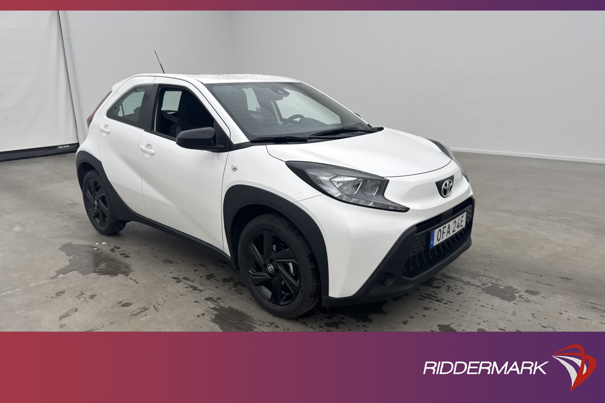 Toyota Aygo X 1.0 VVT-i 72hk Backkamera CarPlay Lane Assist 