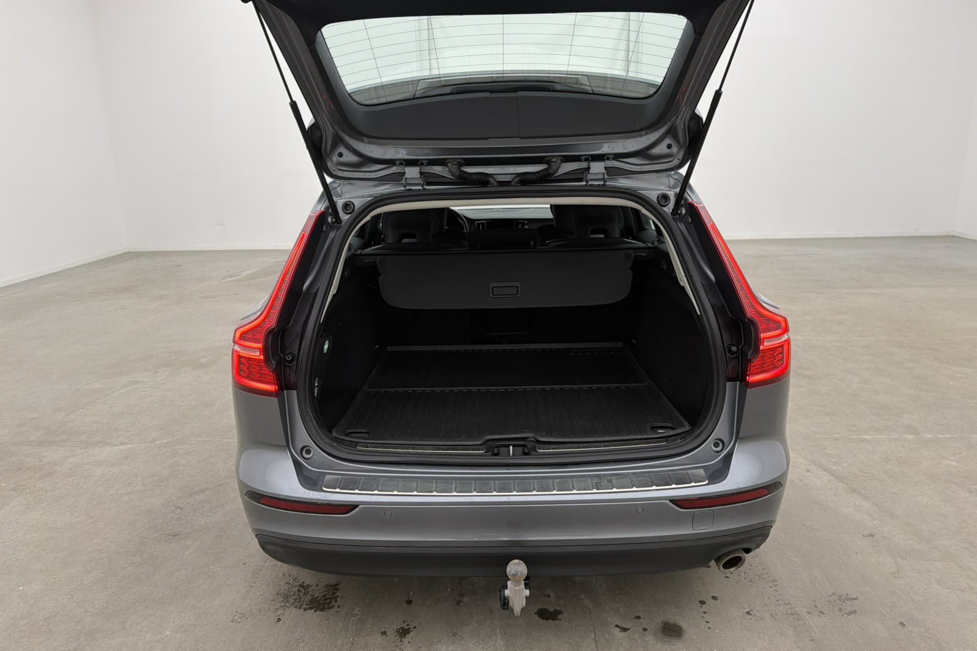 Volvo V60 D3 Momentum Värmare Adapt-fart Nav P-Sensorer Drag