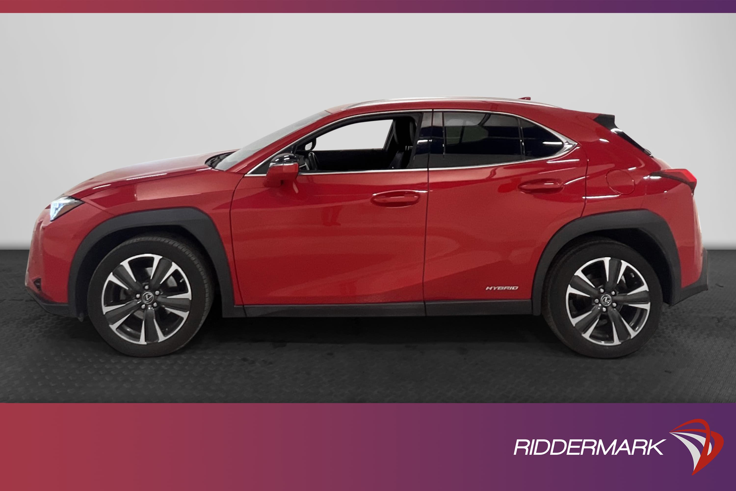 Lexus UX 250h 2.0 CVT 184hk
