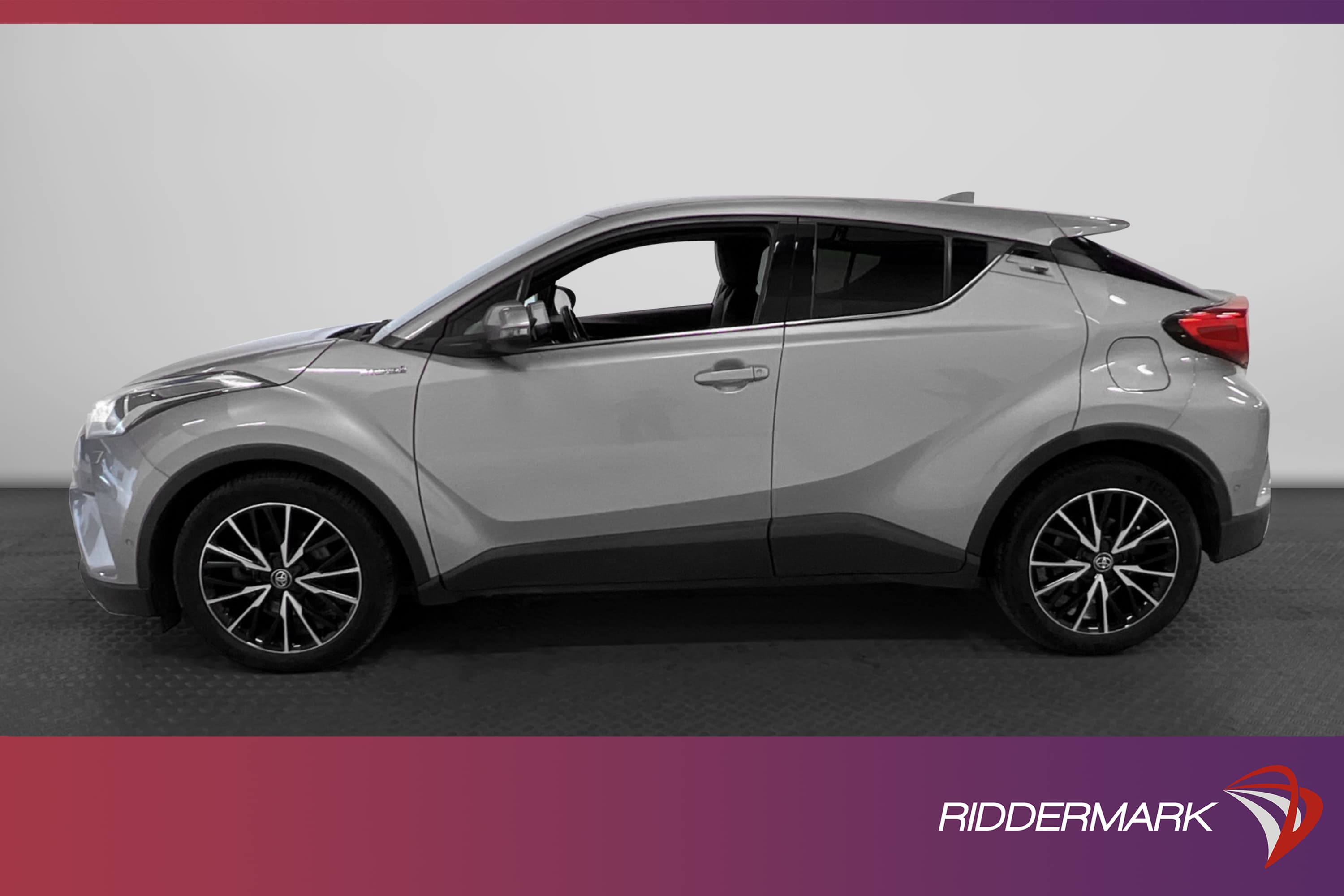 Toyota C-HR Hybrid CVT 122hk JBL
