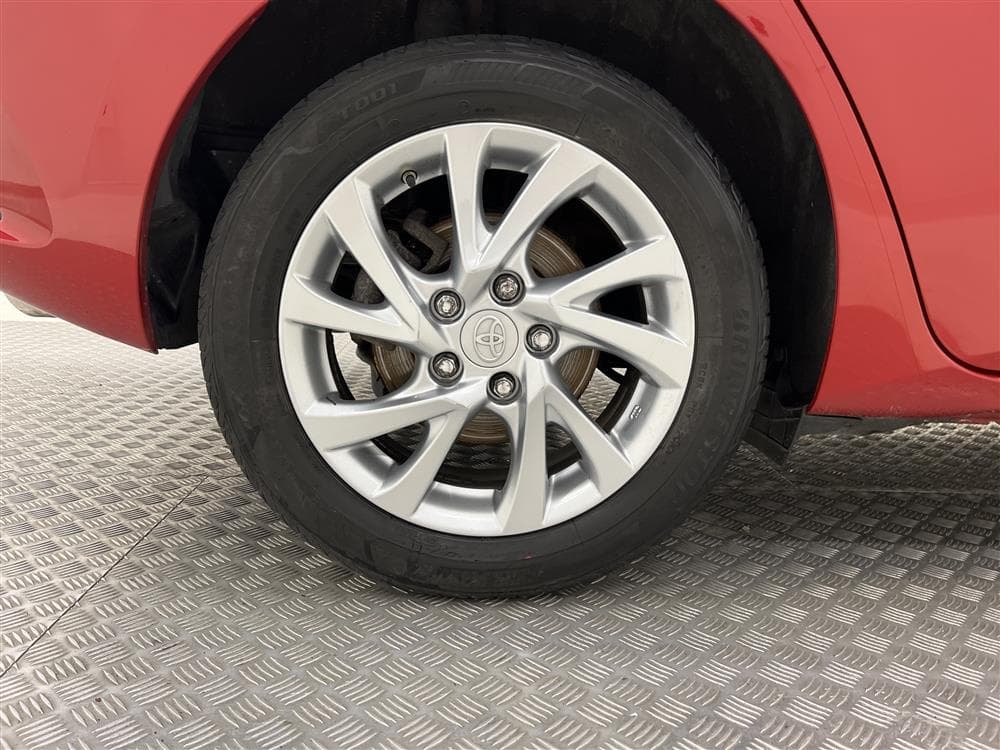 Toyota Auris 1.2T 116hk B-Kam Lane Assist 0,49L/milinteriör