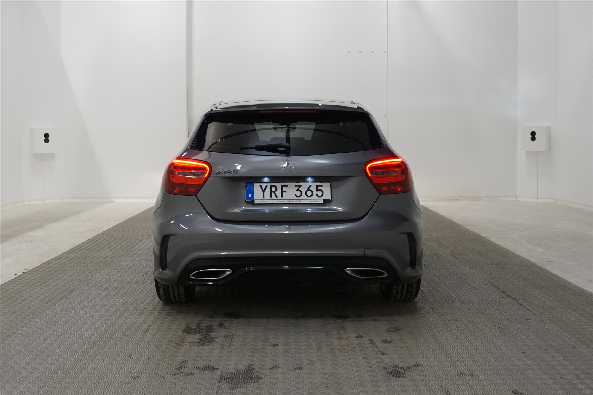 Mercedes-Benz Mercedes-Benz A 180 122hk AMG B-Kam Carplay