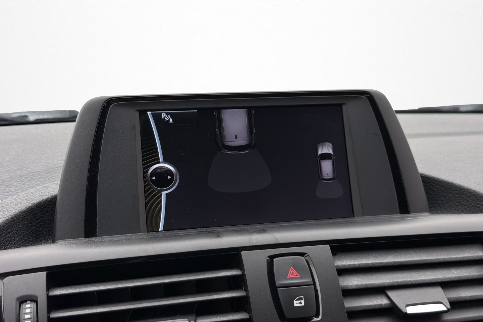 BMW 120 d 184hk Sport line Värmare Sensorer Keyless Dragkrok