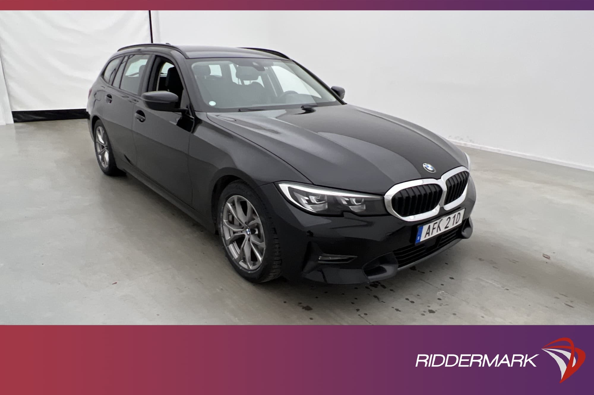 BMW 330e Touring 292hk Sport Line Värmare Rattvärme Drag