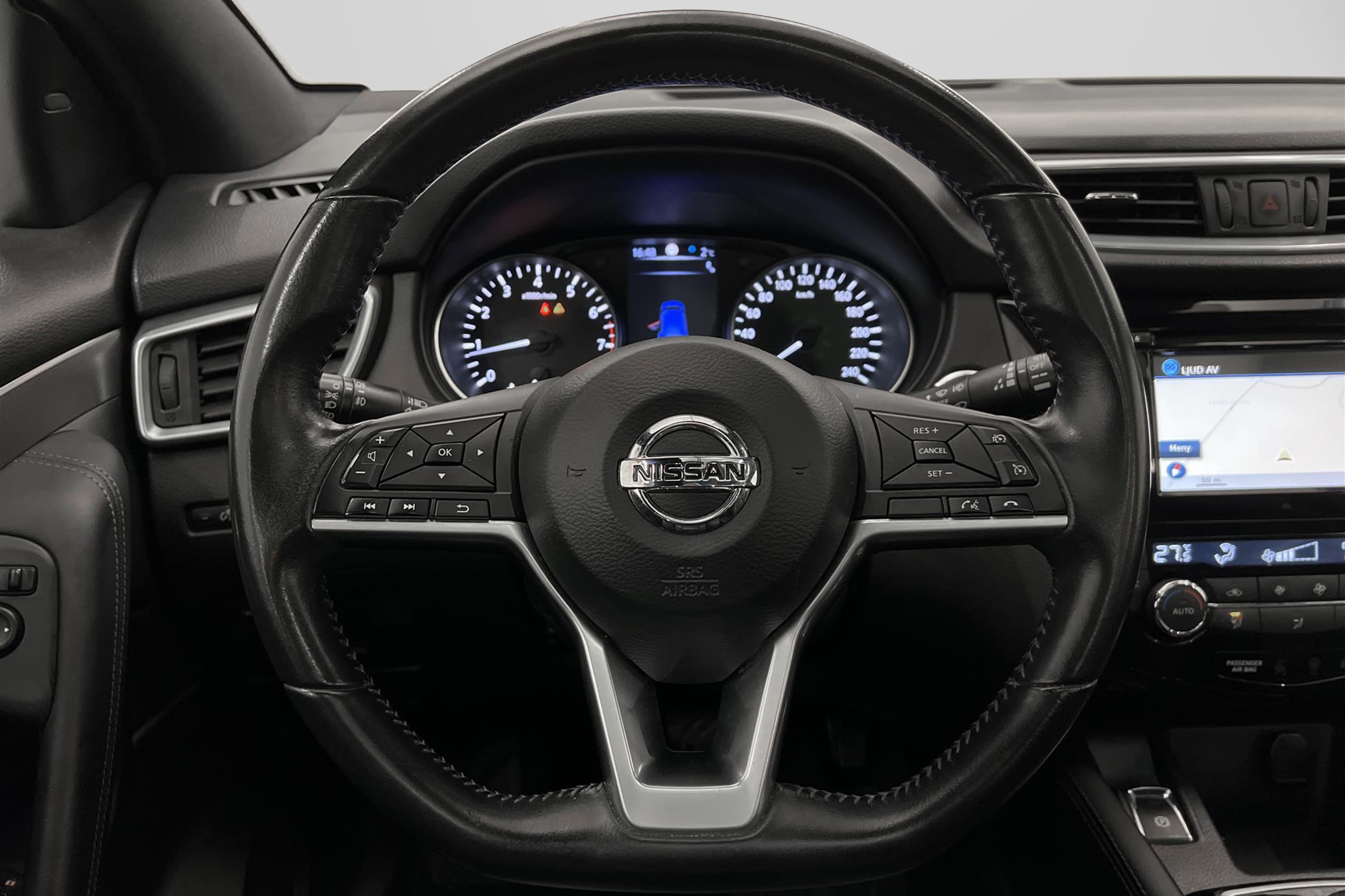 Nissan Qashqai 1.2 DIG-T 115hk Tekna+ Pano BOSE Värmare 360°