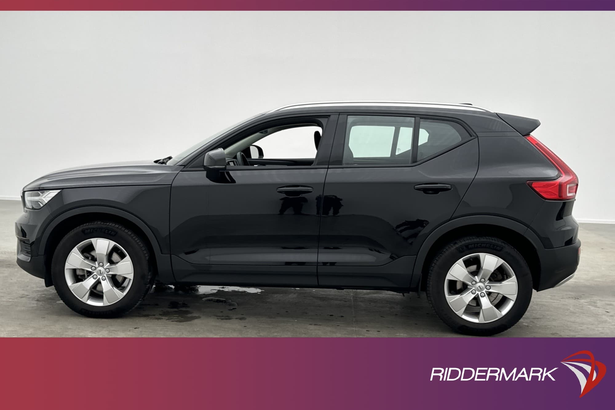 Volvo XC40 B4 197hk AWD Momentum