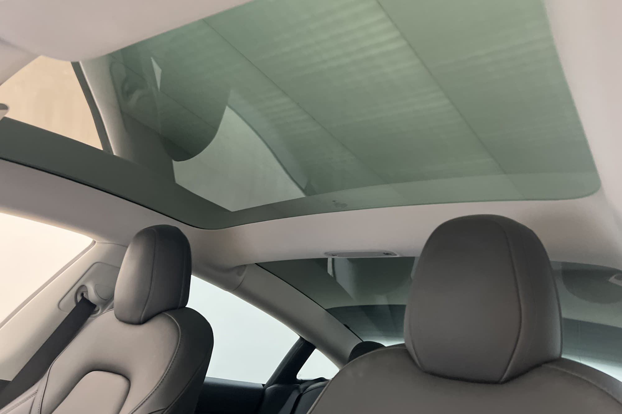 Tesla Model 3 Standard Range Plus Panorama Svensksåld