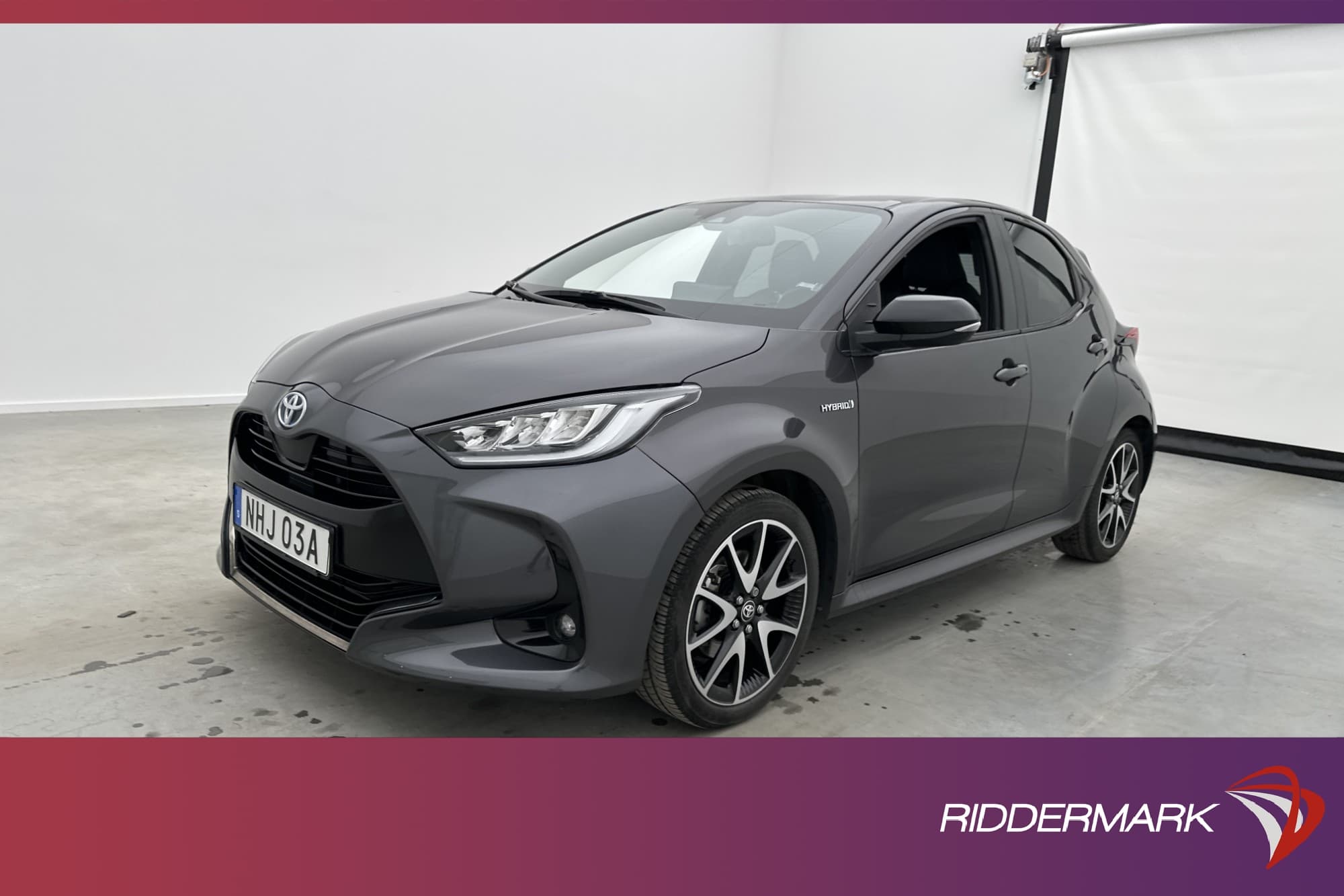 Toyota Yaris Hybrid CVT 116hk