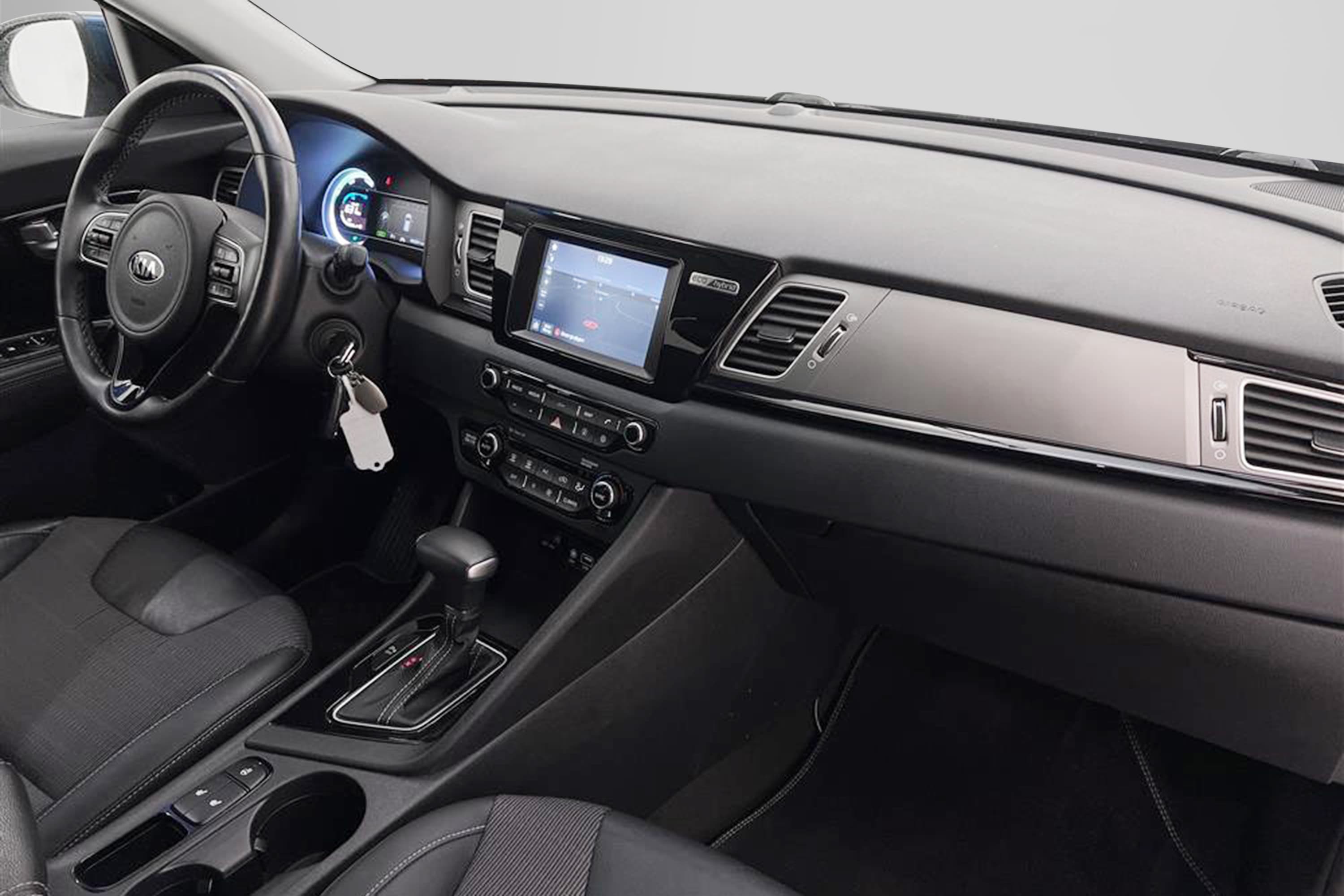 Kia Niro Hybrid 1.6 DCT Navi B-kam Välserv 0,38l/mil