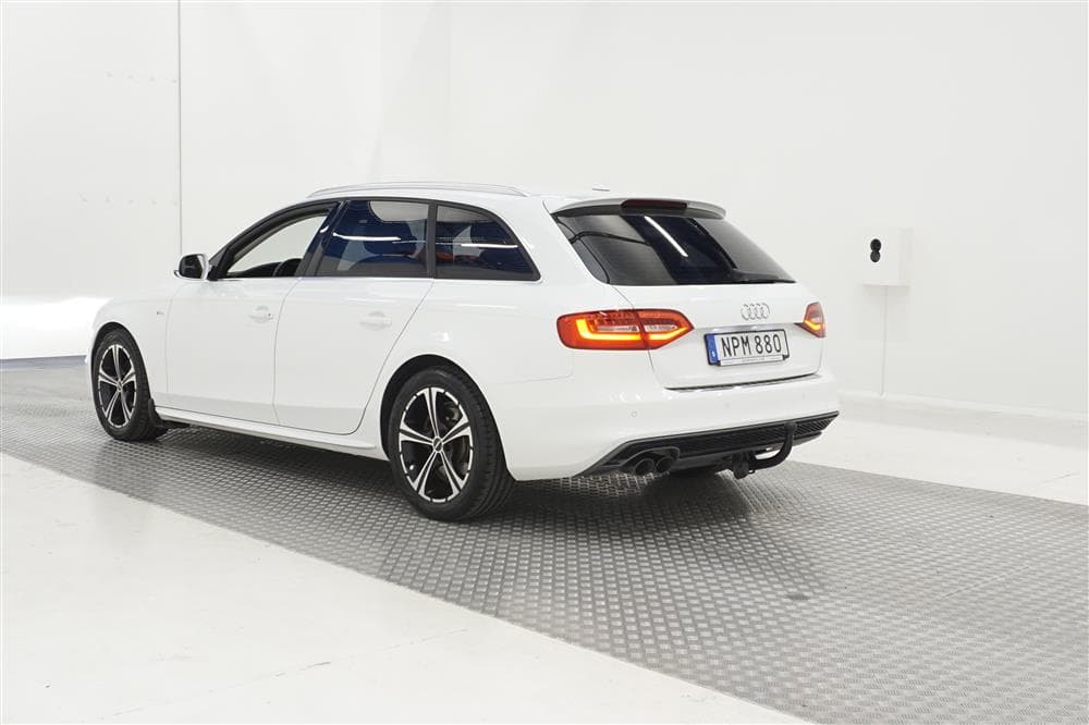 Audi A4 2.0 TDI 190hk Quattro S-Line D-Värm Drag 0,52l/milexteriör
