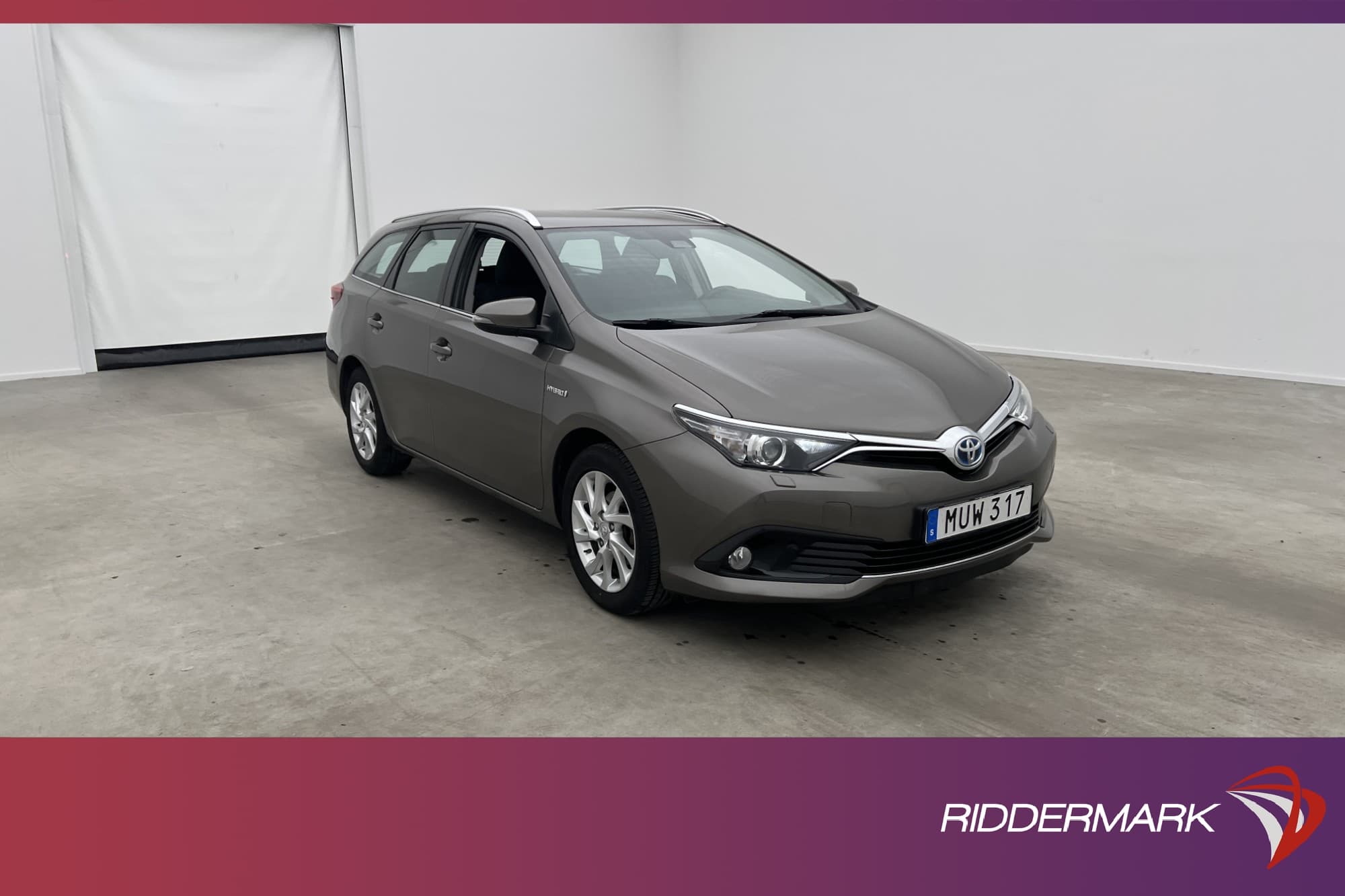 Toyota Auris TS Hybrid 136hk
