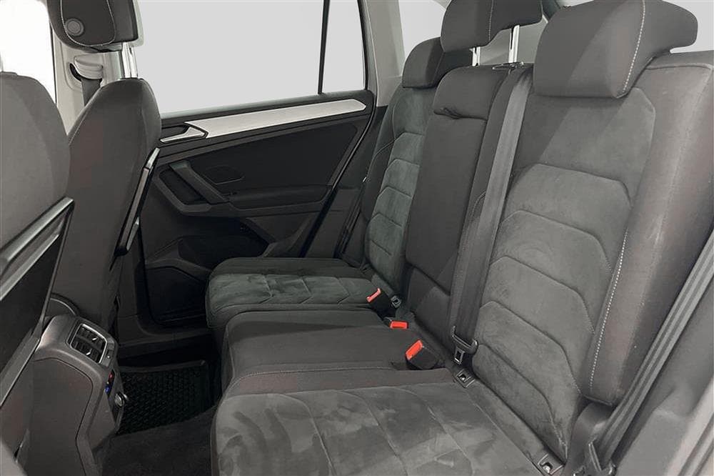 Volkswagen Tiguan 4M 190hk GT Värmare Active info Draginteriör