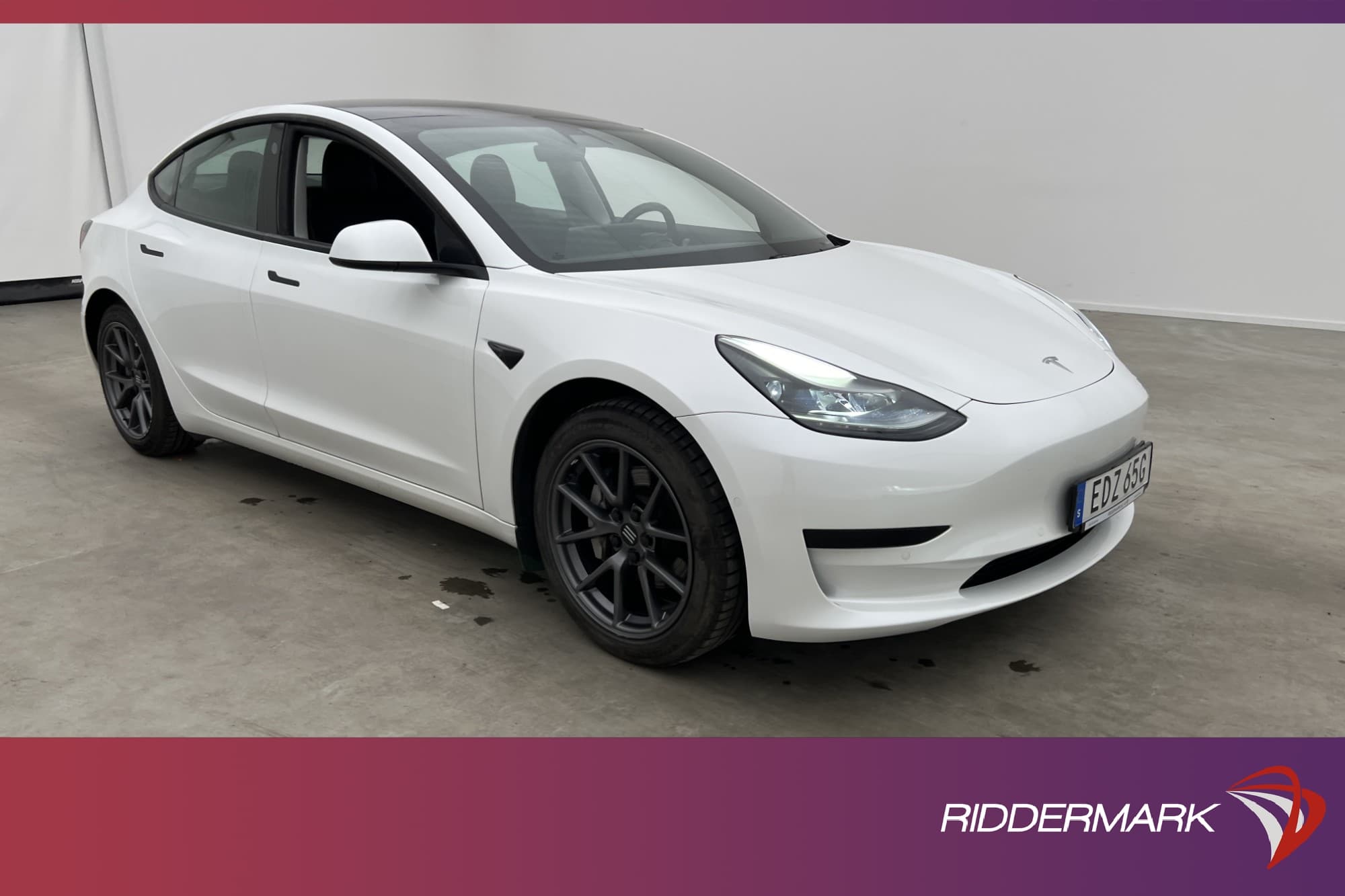 Tesla Model 3 Standard Range Plus 325hk