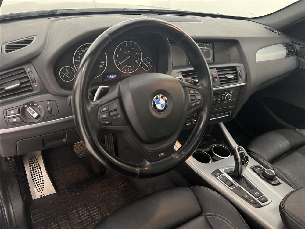 BMW X3 xDrive35d 313hk  M Sport Pano Skinn Välservadinteriör