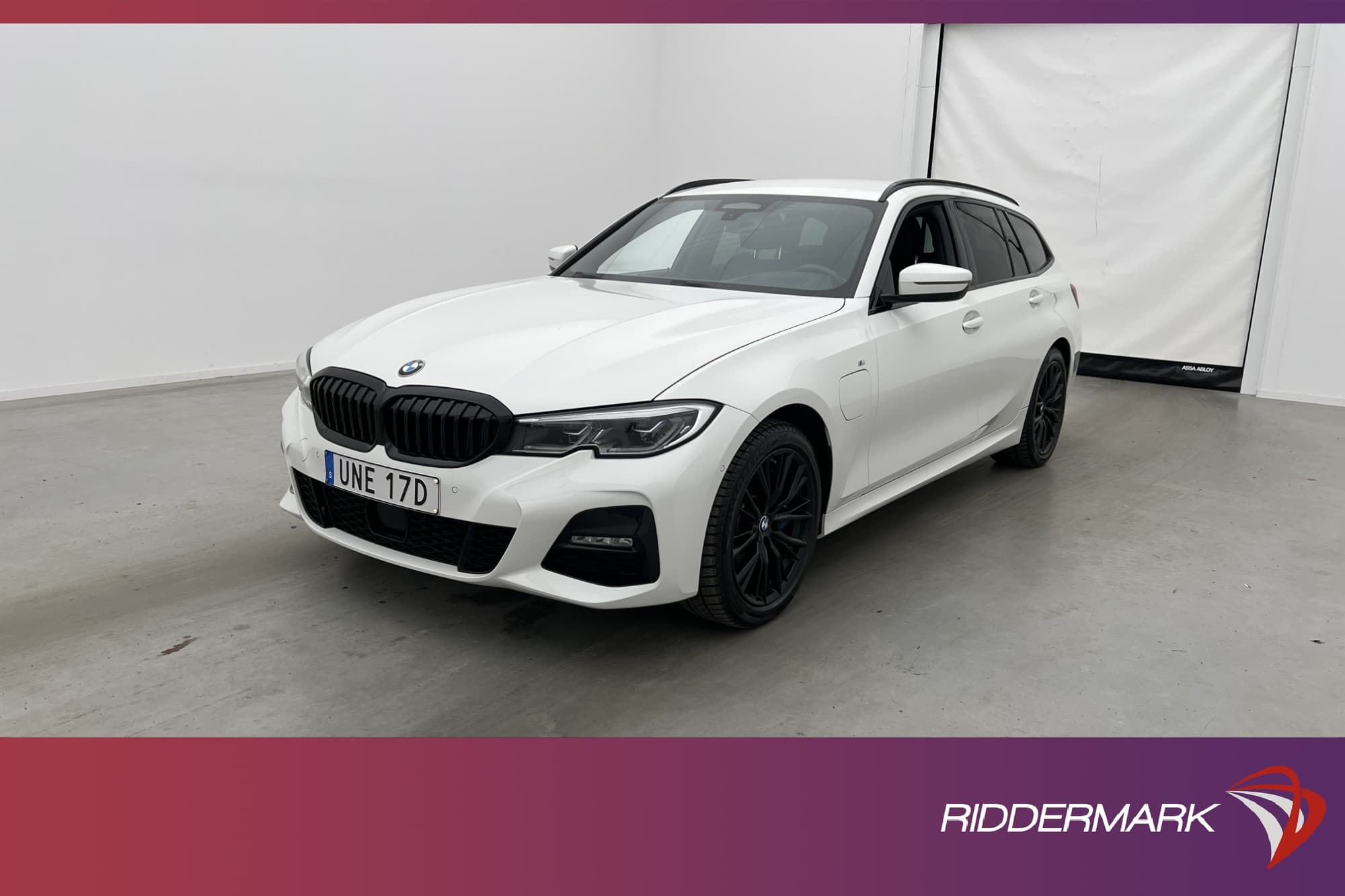 BMW 330e xDrive