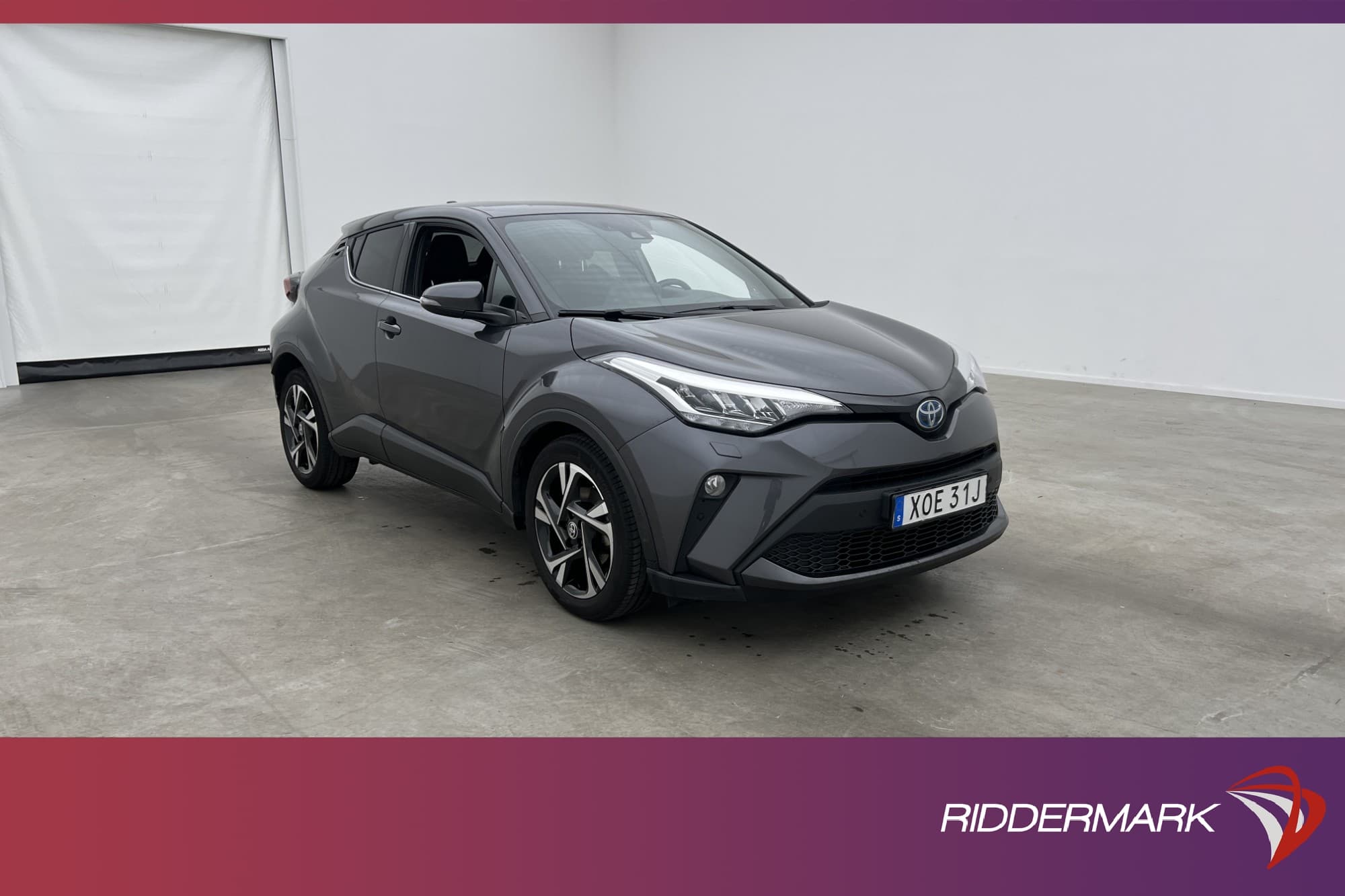 Toyota C-HR Hybrid 122hk